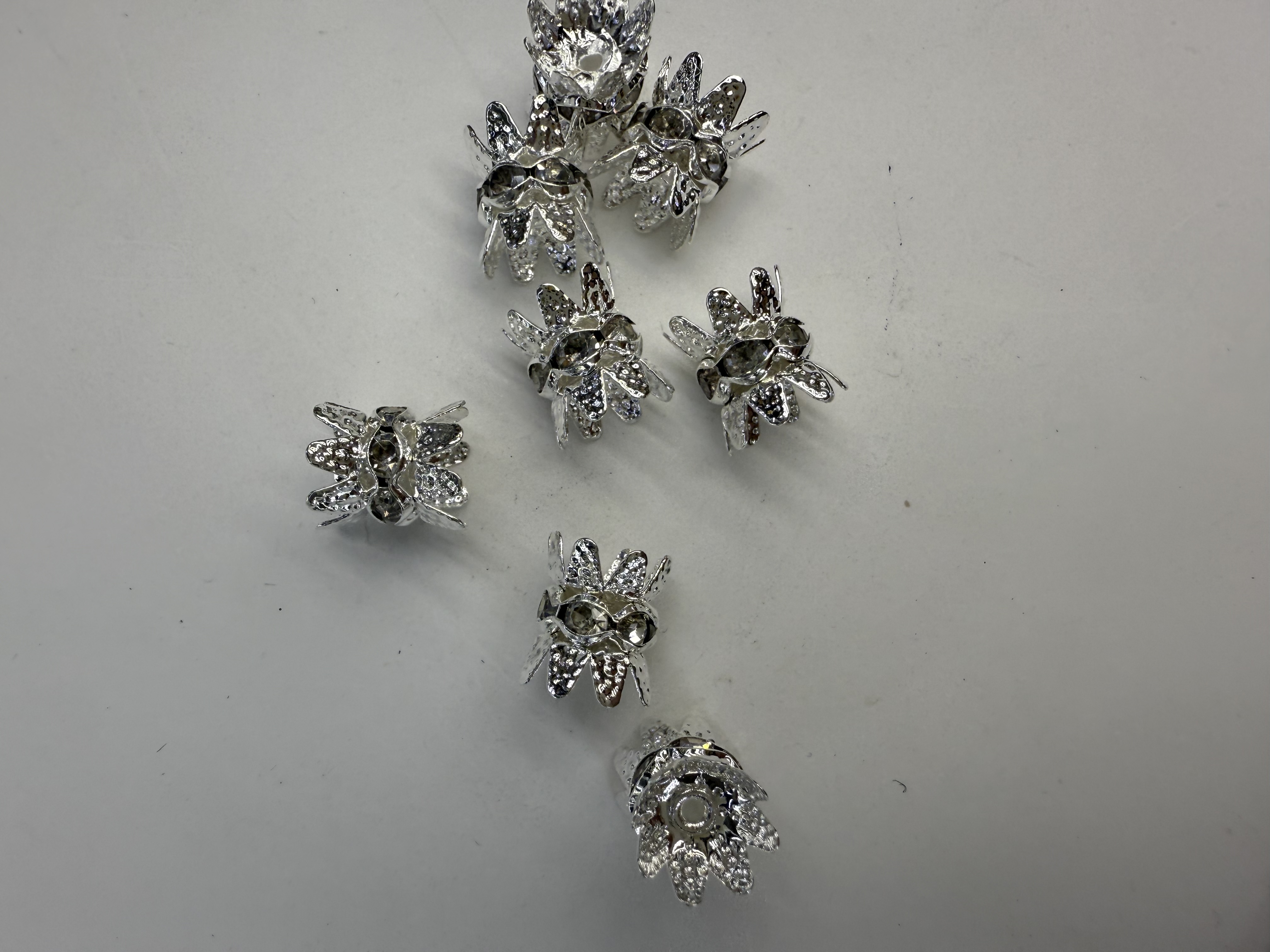 DIY handcrafted beaded, spacer, flower tray and diamond metal accessories Specification image