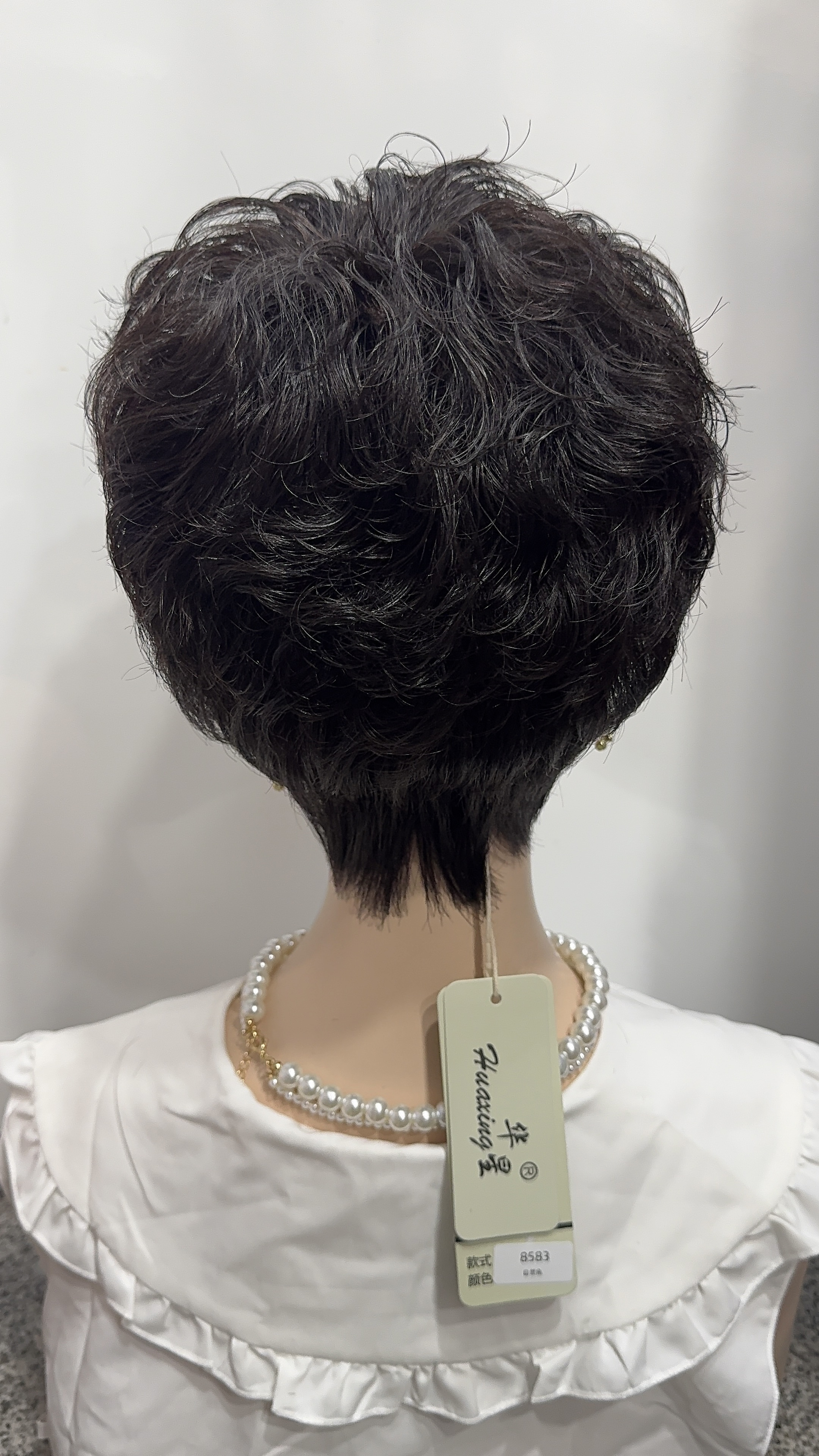 The new upgraded version is a comfortable, breathable, fully hand-woven real hair mom style Item Picture