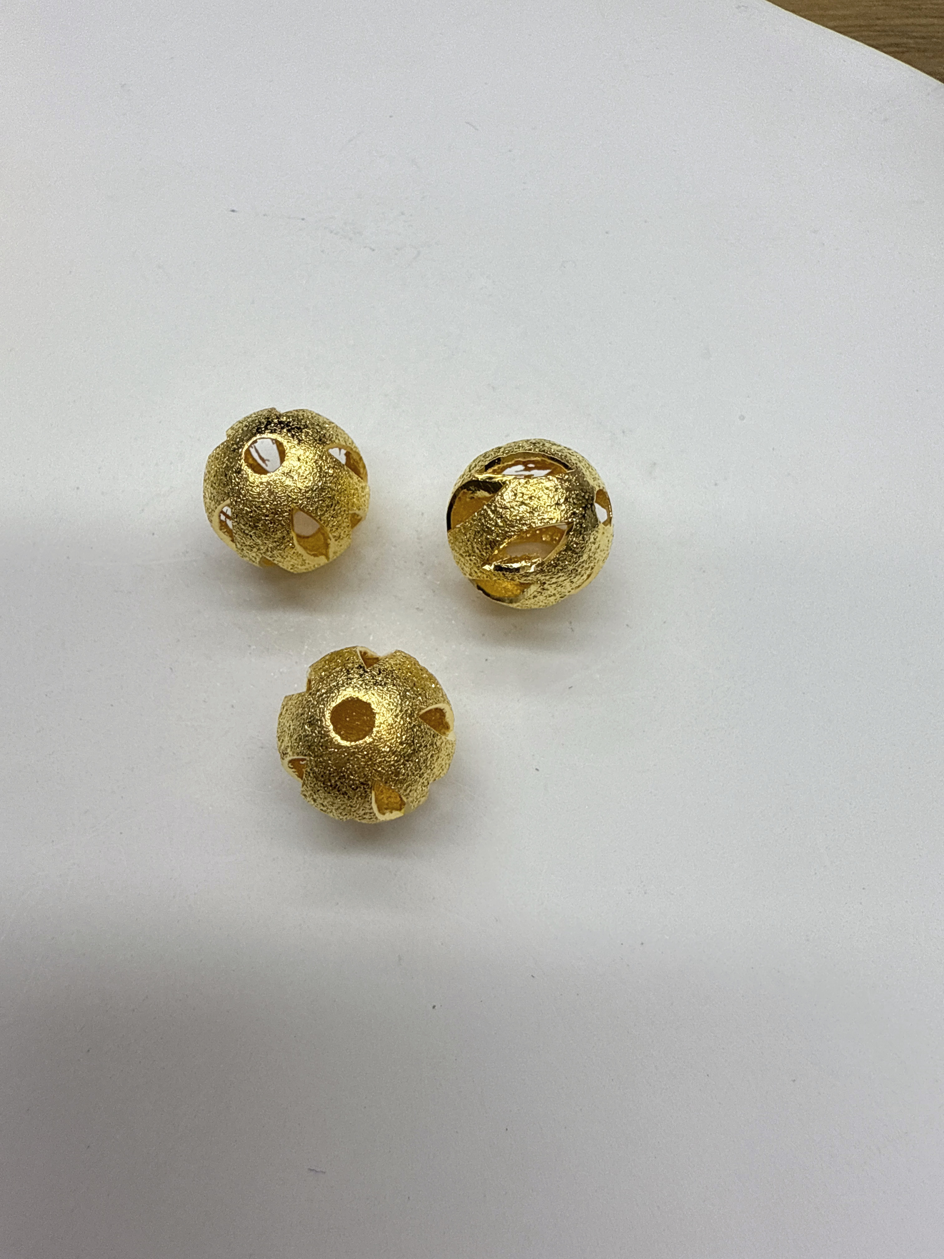 DIY copper hollowed-out frosted bead gold metal jewelry accessories details Picture