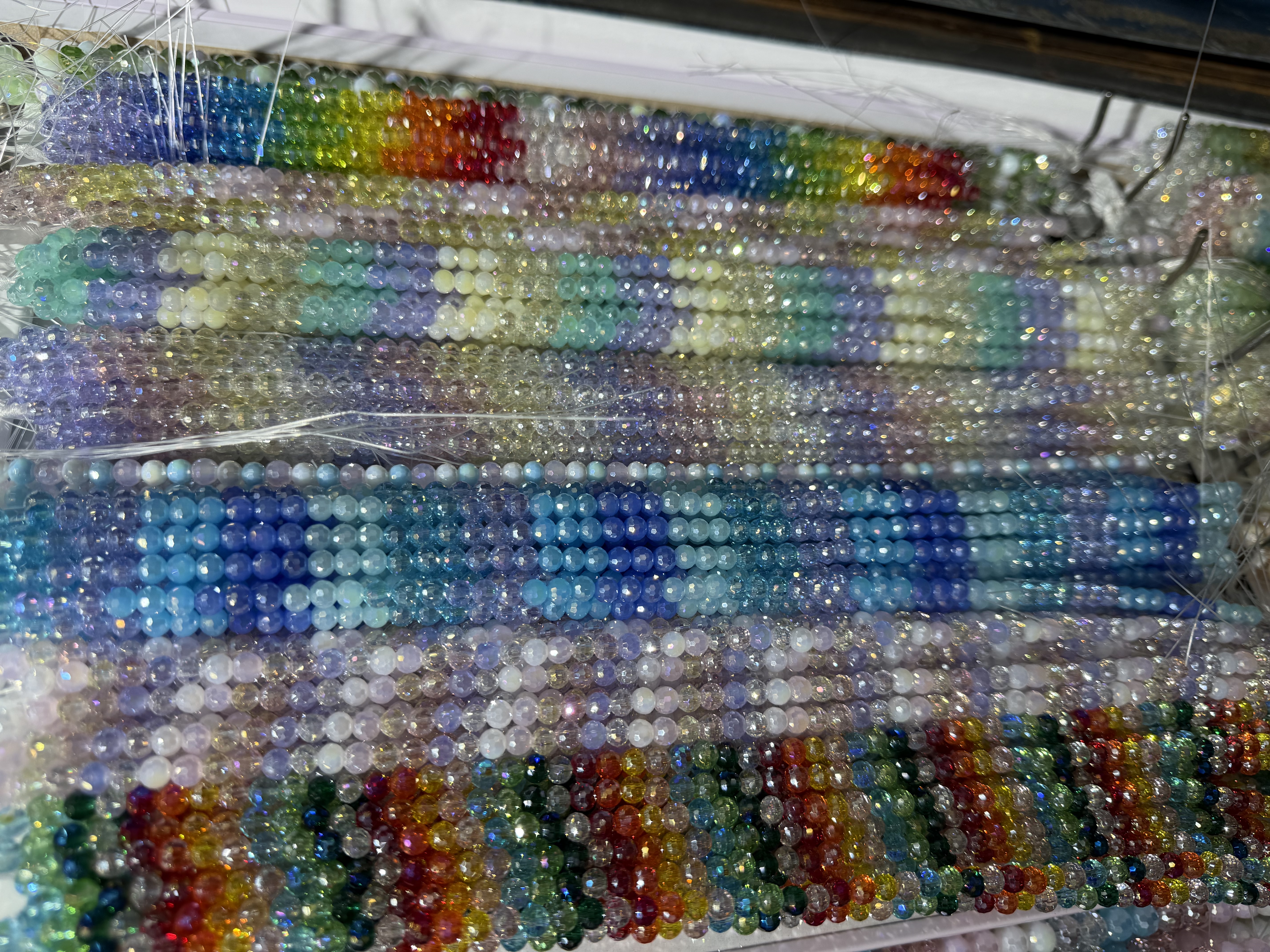 Crystal glass scattered beads diy jewelry accessories, sparkling cut surface football round beads, starry sky, 96-sided earth beads, dancing ball beads wholesale Application Scenario