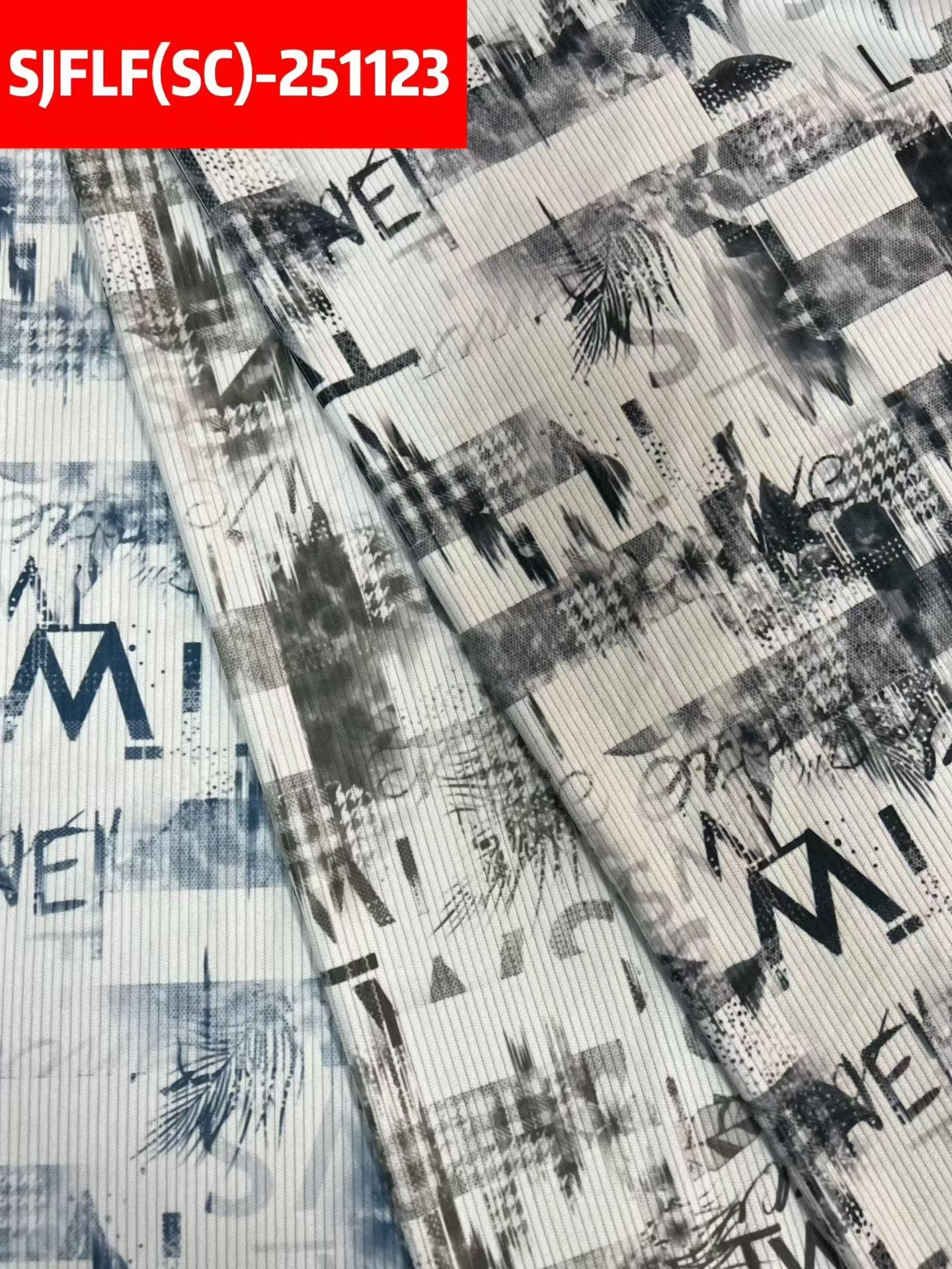Printed fabric scarf, multi-purpose, fashionable and casual fabric, semi-perforated leather material, multiple choices of printed fabric details Picture