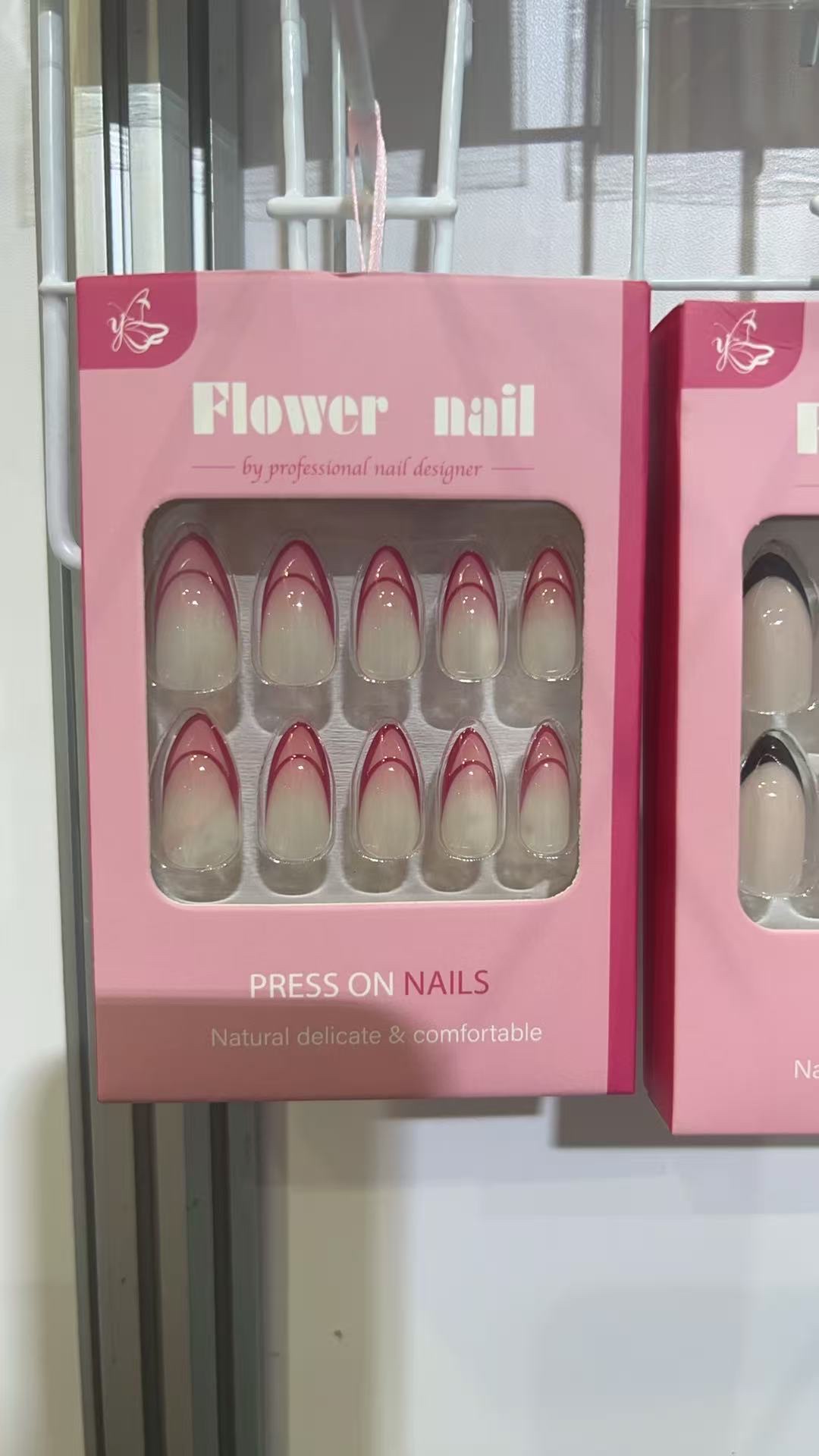 Wholesale of wearable nail art products, fashionable wearable nails, portable nail art pieces, quick DIY nail art decoration products