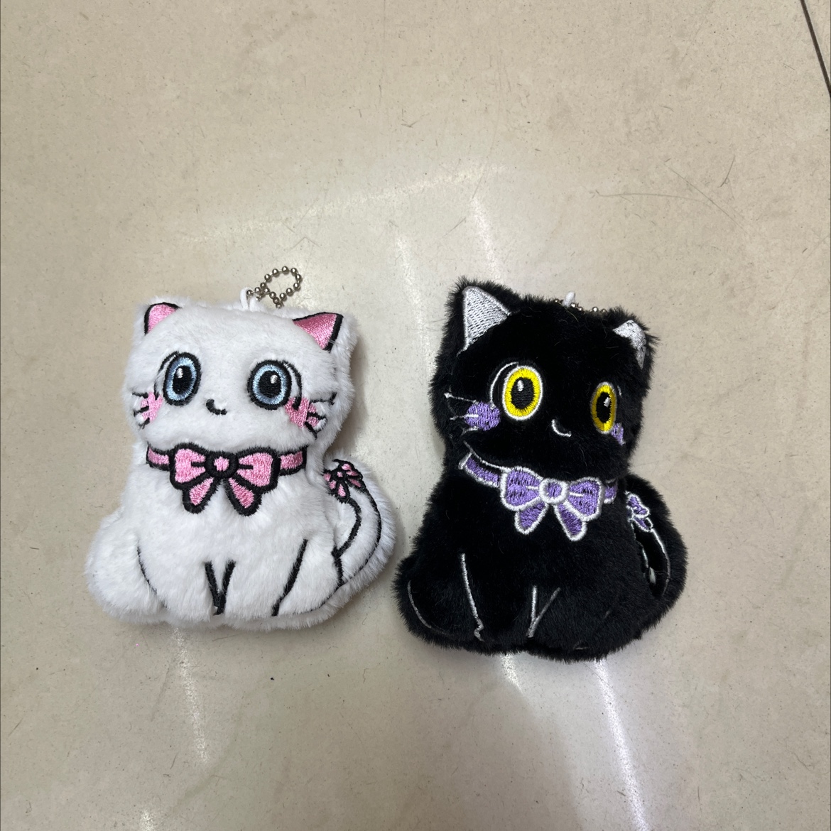 毛绒玩具小猫咪