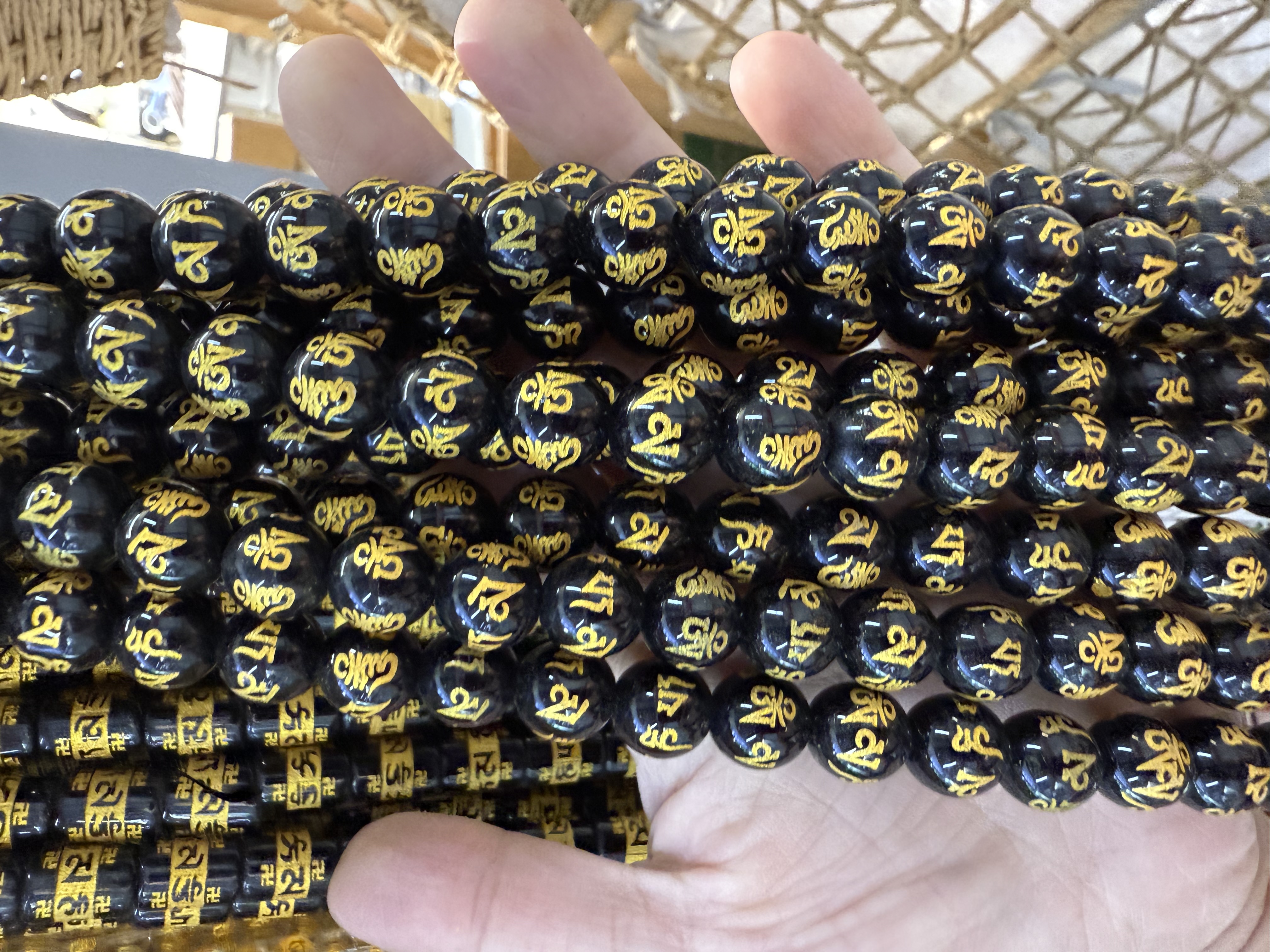 Crystal six-character mantra scattered beads diy jewelry accessories, Buddhist prayer beads bracelet accessories, copper coin beads, dragon pattern beads, gold-embossed round beads semi-finished product wholesale detail image 9