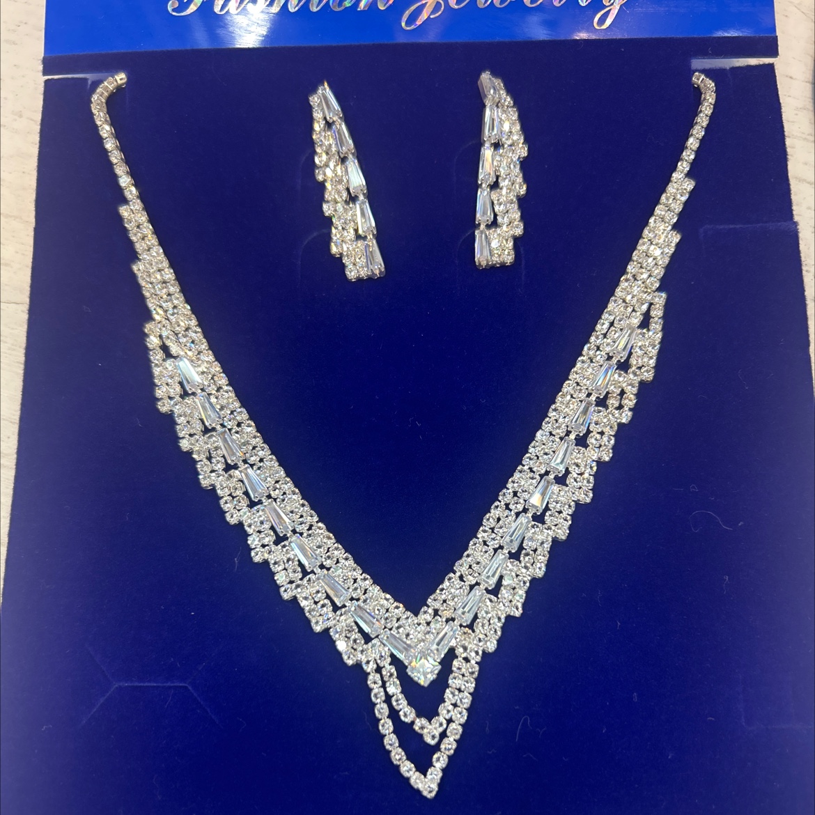 V形裸钻锆石耳环项链套装流行饰品欧美非洲中东南美流行项链首饰