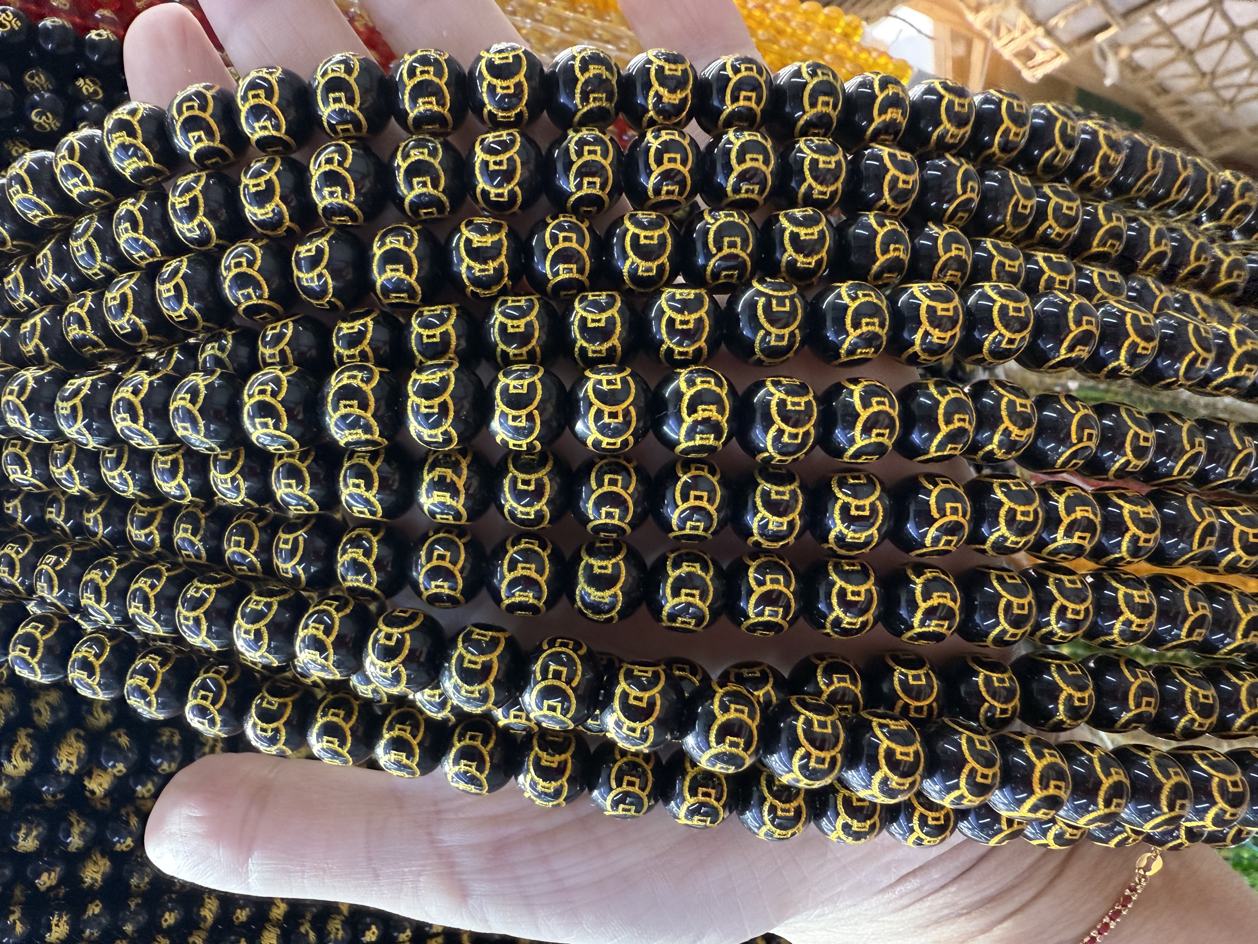 Crystal six-character mantra scattered beads diy jewelry accessories, Buddhist prayer beads bracelet accessories, copper coin beads, dragon pattern beads, gold-embossed round beads semi-finished product wholesale Specification image