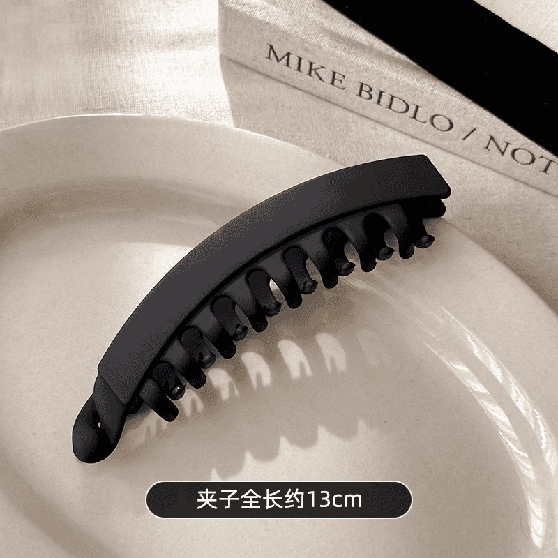 The frosted simple large banana clip is versatile. Dark-colored women's hair is thick and anti-slip. It's a ponytail hair clamp with teeth and a hair band detail image 5