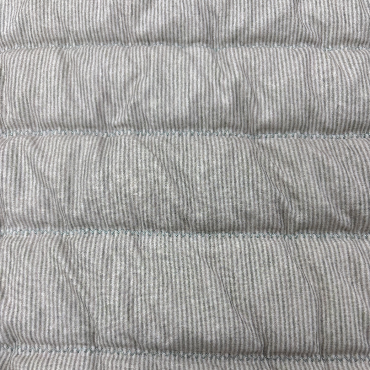 绗缝牛奶丝时尚保暖秋冬加厚情侣毛衣女男轻奢潮流百搭暖和