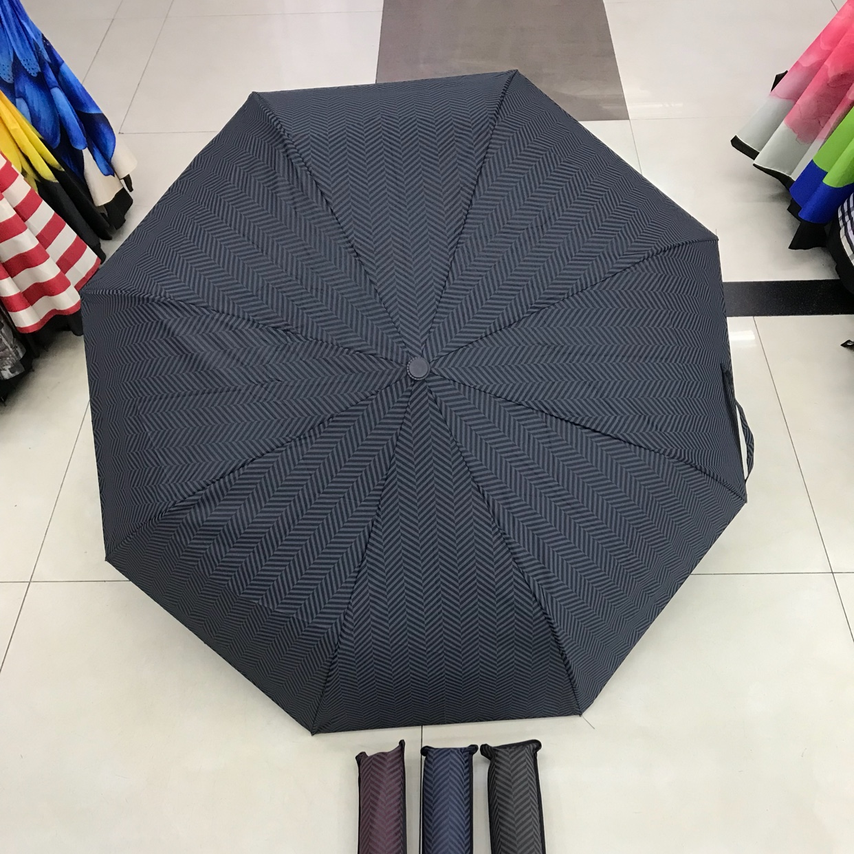 新款三折 半自动雨伞男士商务伞晴雨伞遮阳挡雨防紫外线