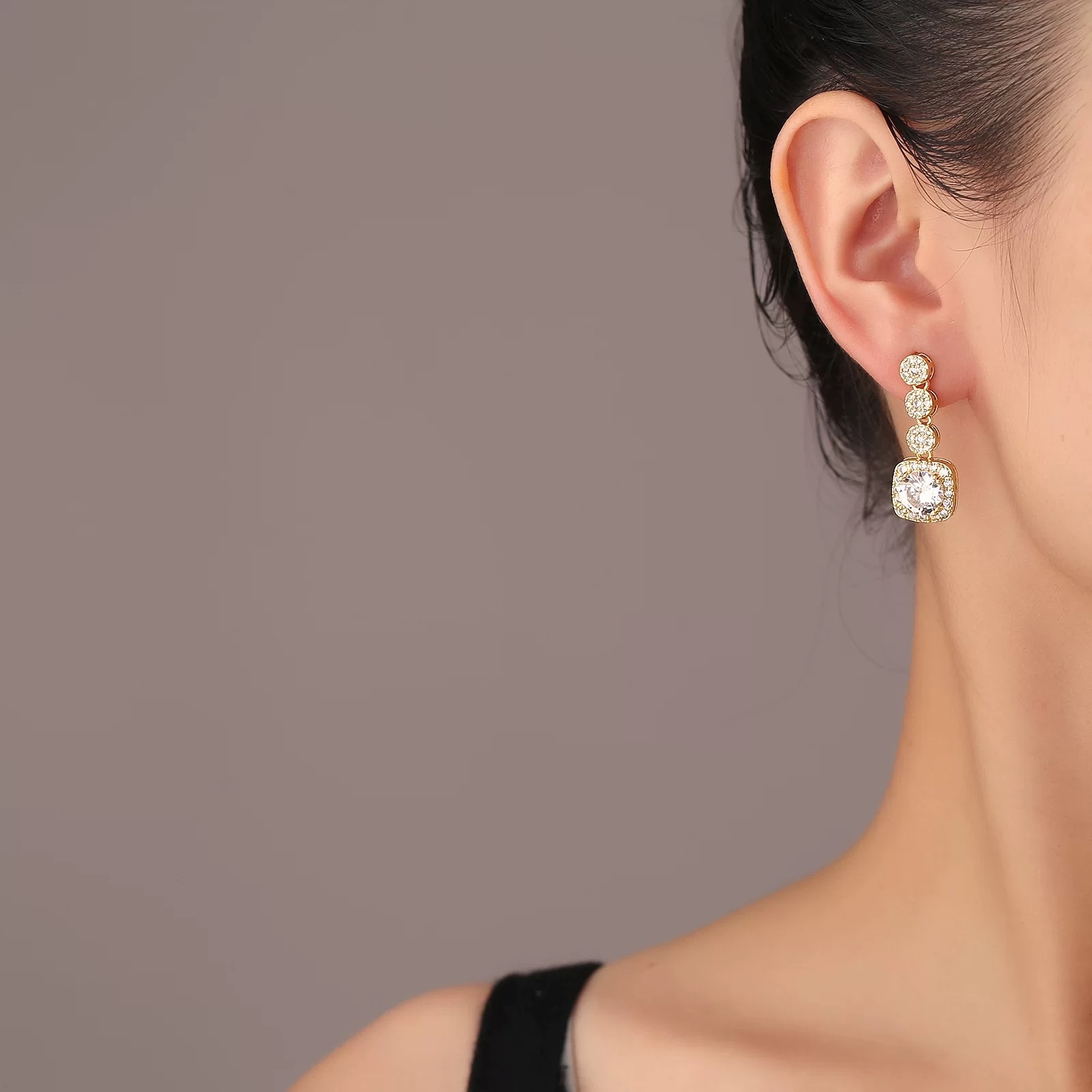 时尚耳钉植绒耳饰简约耳堵防脱落女款气质百搭饰品配饰s925 银针 防过敏 锆石