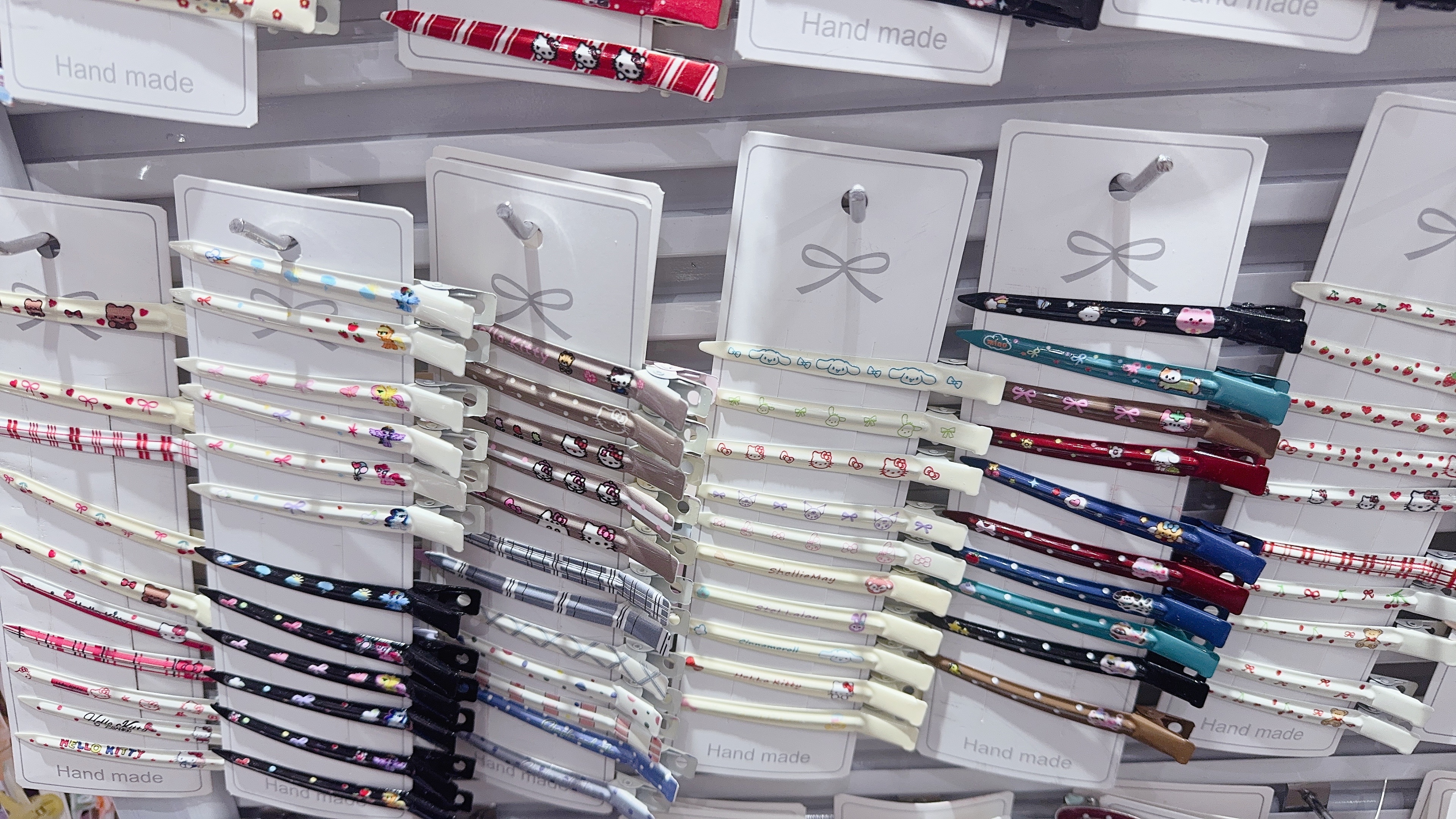 儿童新年红色鸭嘴夹鲨鱼夹发夹发饰发饰品发夹头饰发饰品搭配发型配件新年红色发夹鸭嘴夹儿童发夹鲨鱼夹详情图2