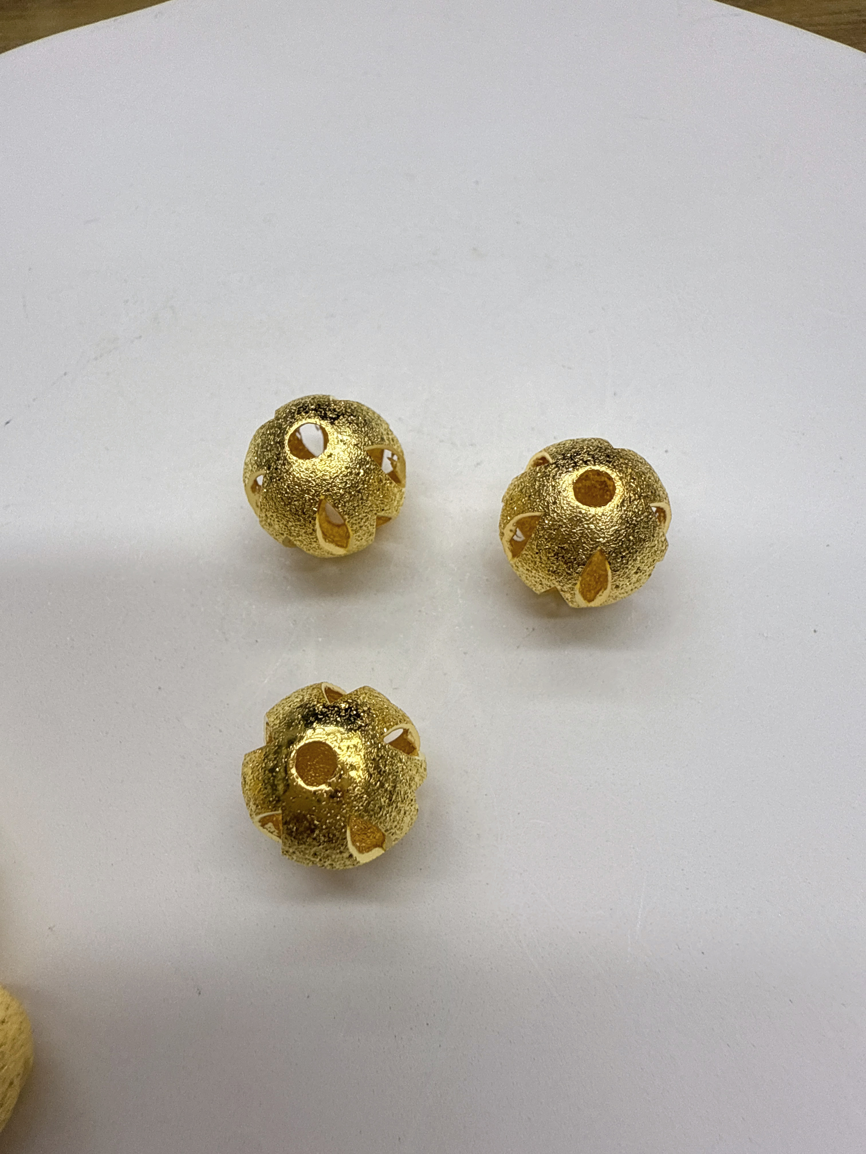 DIY copper hollowed-out frosted bead gold metal jewelry accessories detail image 2