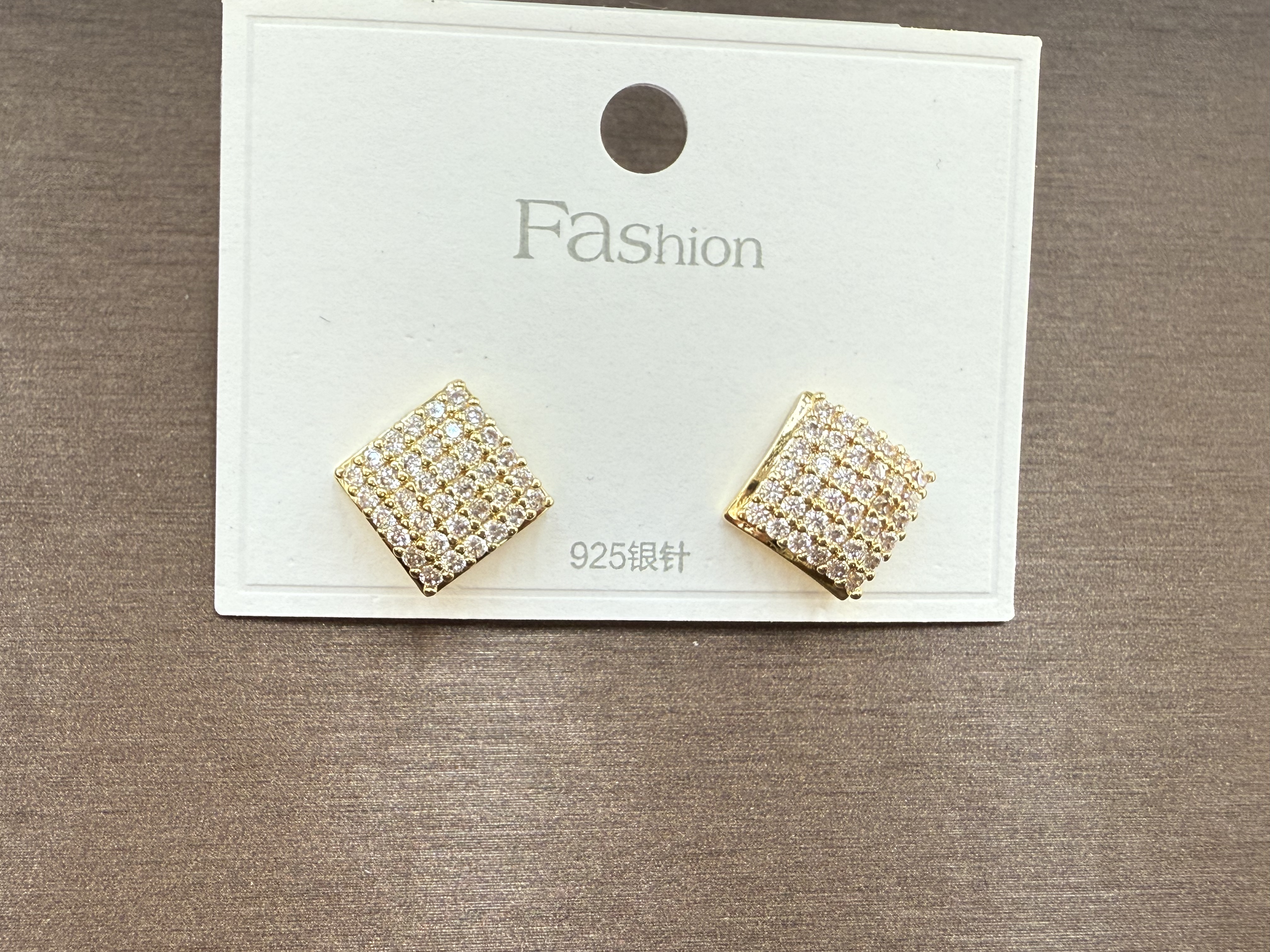 时尚耳钉植绒耳饰耳堵简约百搭耳饰品女气质个性耳钉配饰新款饰品耳钉耳饰