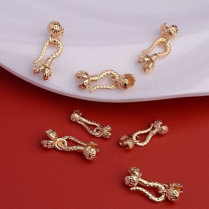 Copper plated with 18K real gold, high color retention, Sichuan pepper buckle, 7×22mm details Picture