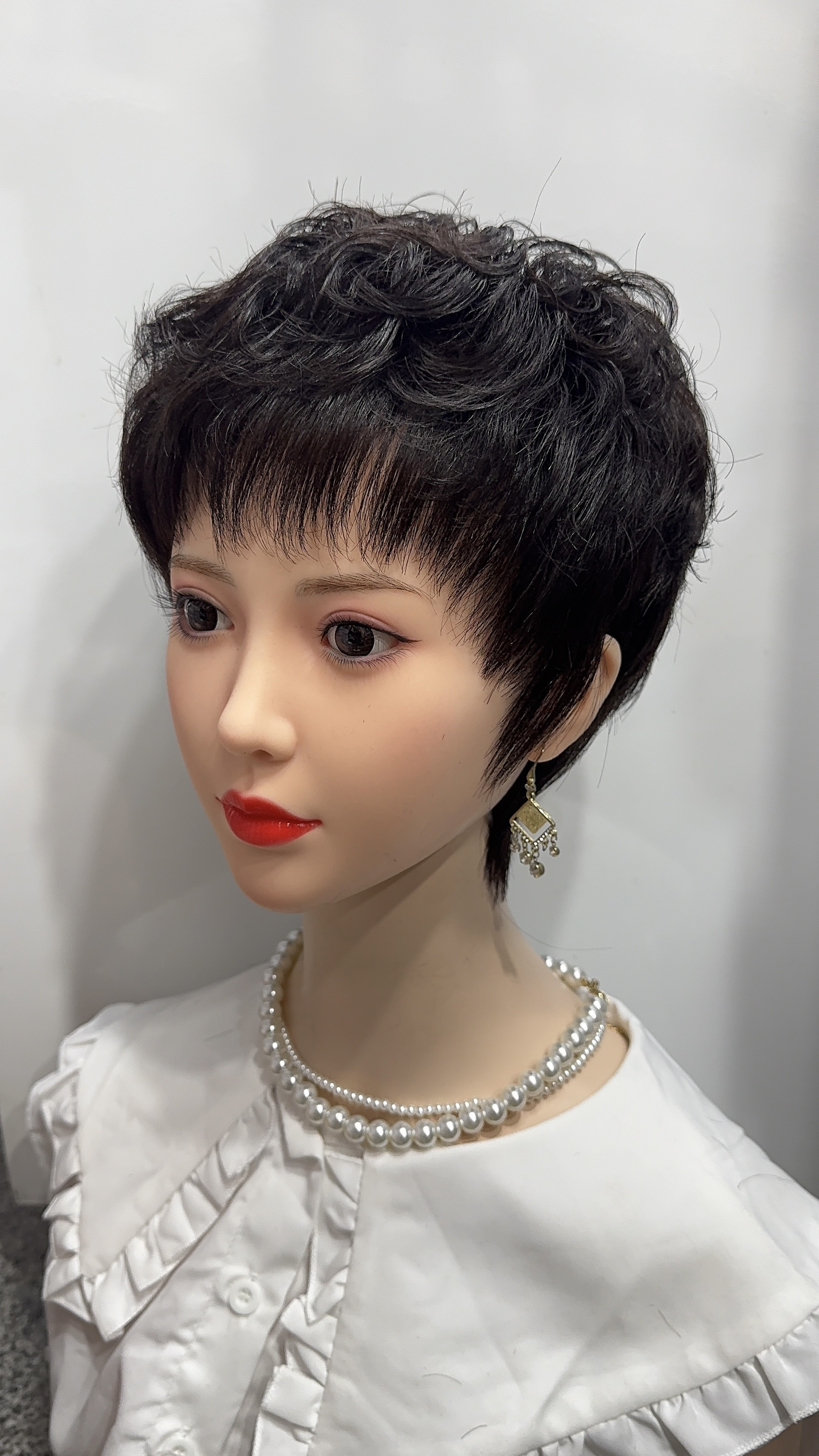 The new upgraded version is a comfortable, breathable, fully hand-woven real hair mom style Application Scenario