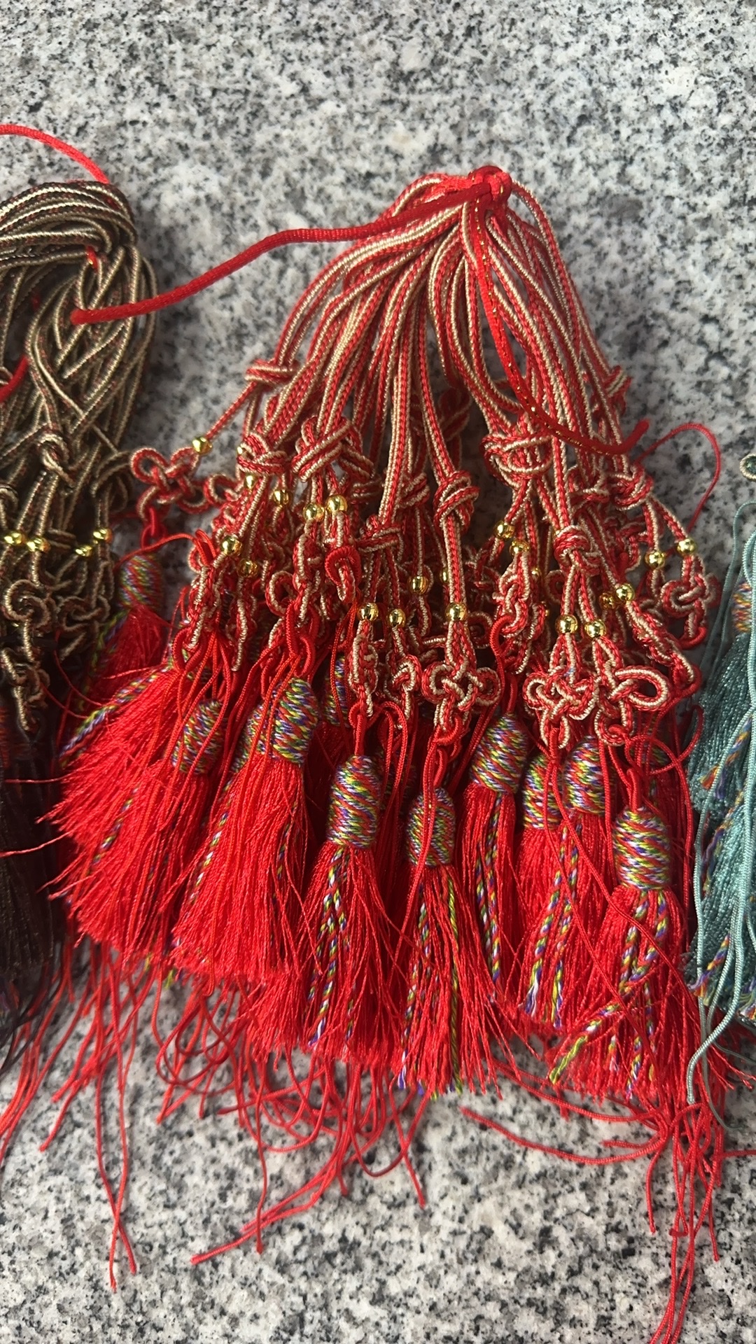 2025年精品高端大气上档次的配饰专用，大红色，可做车挂件包挂件饰品配件等可配各种婚庆礼品搭配饰品等……颜色齐全，价格实详情图2