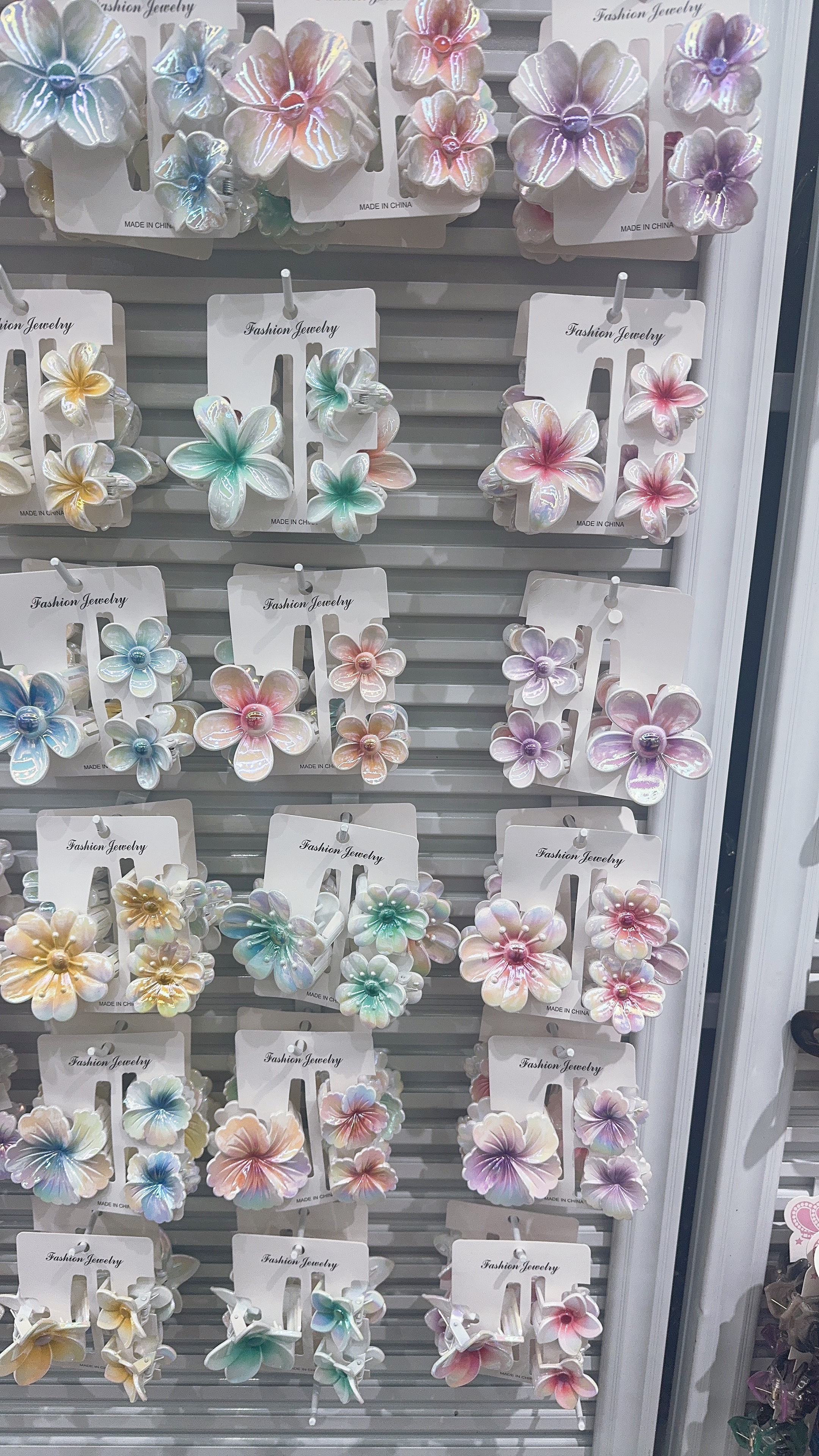 儿童新年红色鸭嘴夹鲨鱼夹发夹发饰发型夹发饰品发夹套装女童发夹发夹鲨鱼夹白底实物图