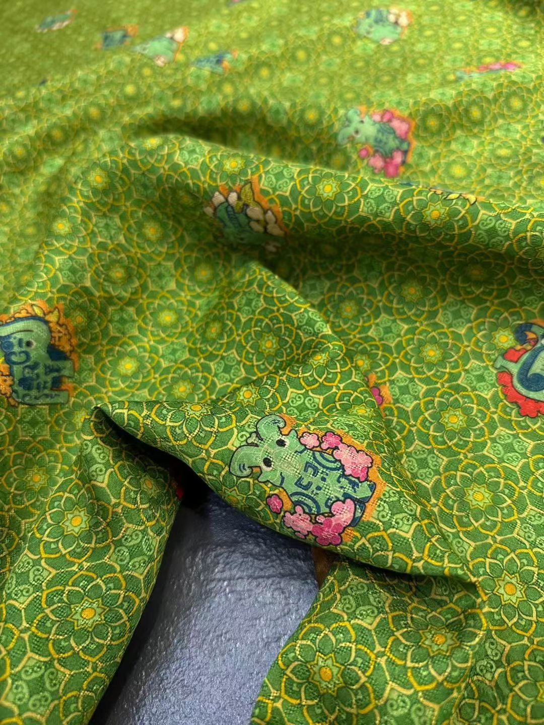 全真丝花罗红云纱三星堆，26姆米透孔真丝1.14门幅