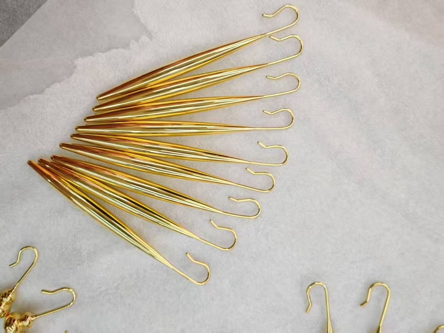 时尚耳钩、耳饰简约个性耳钉气质百搭耳饰品配饰耳钉详情图2