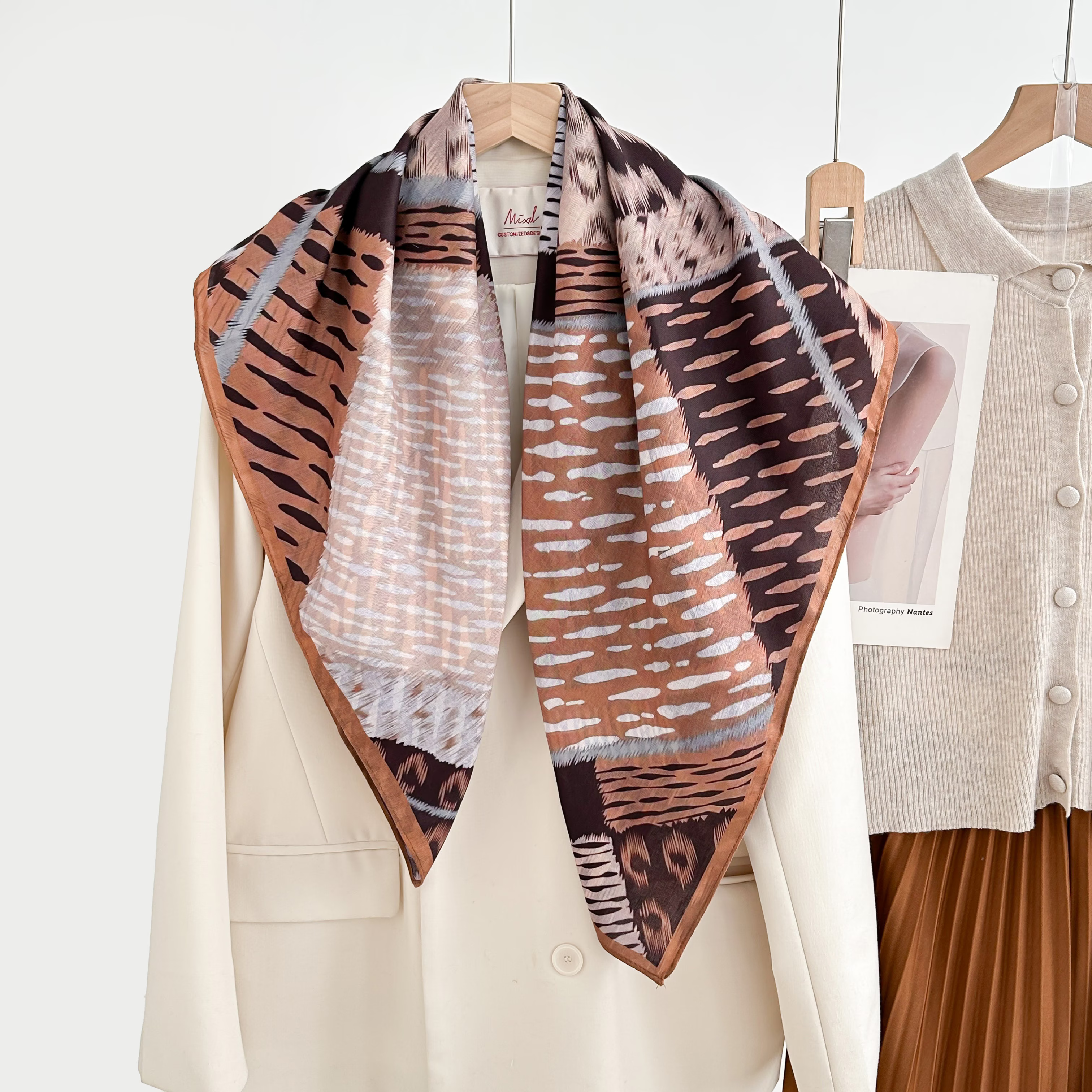 The new style of women's square scarf in 2025 features double-sided, versatile, fashionable printed oil painting silk scarves and shawls, as well as high-end autumn and winter trendy accessories details Picture