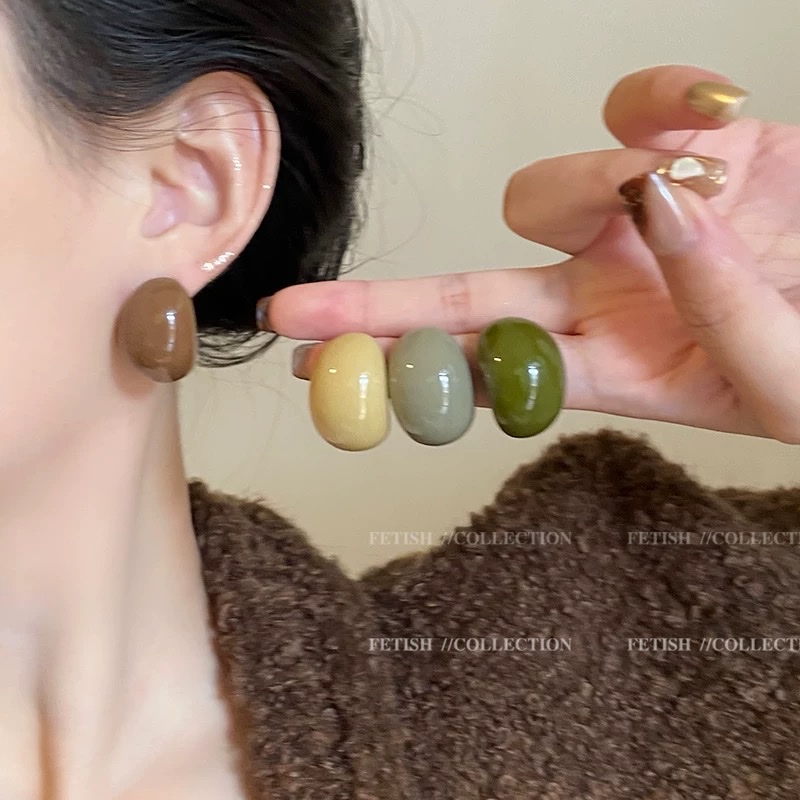 时尚耳钉秋冬树脂耳饰简约百搭耳钉女气质个性耳饰品配饰新款耳钉