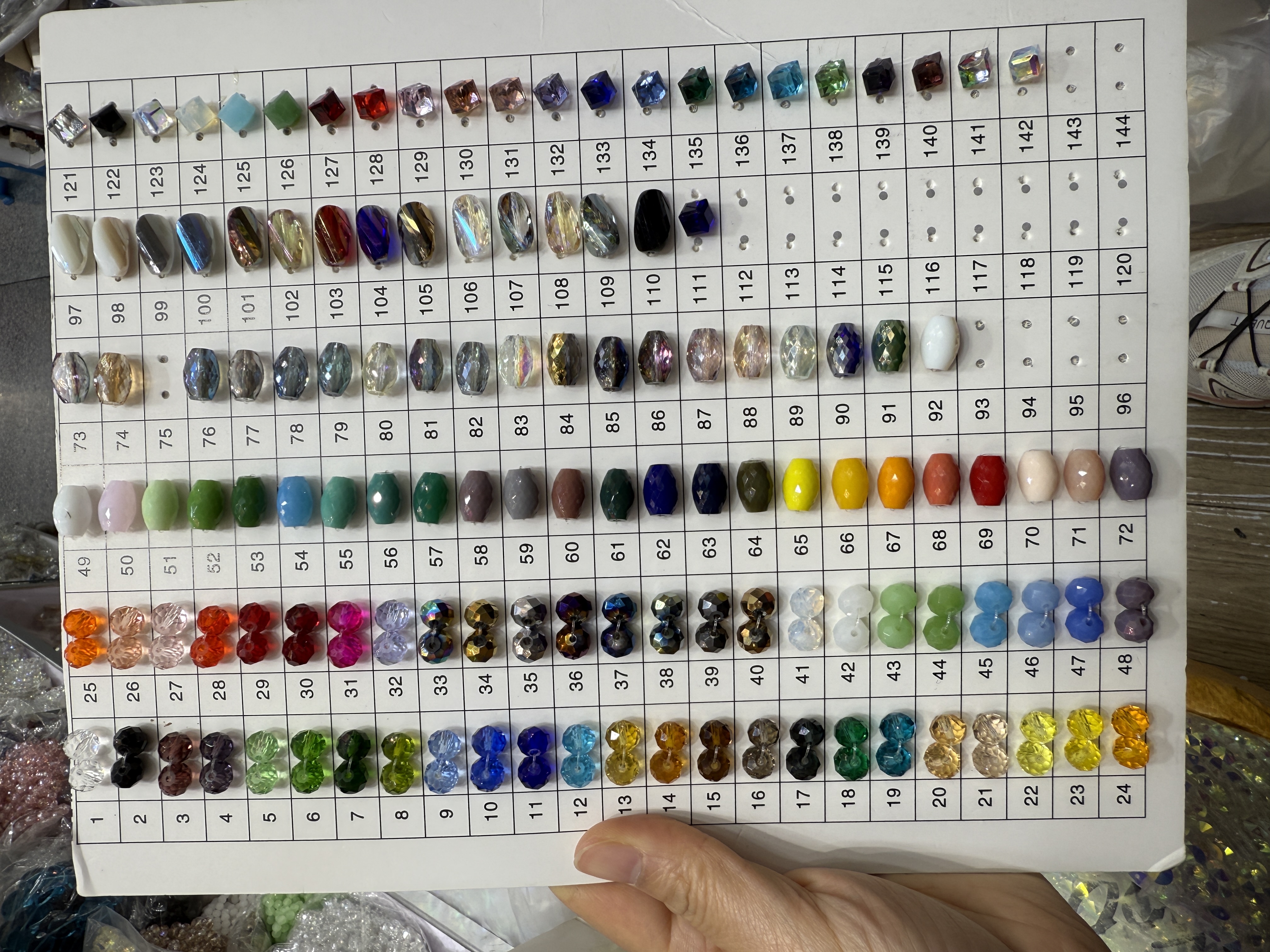 皇冠水晶吊头别针圆盘烫钻贴树脂橡胶标滴塑 创意手工DIY材料包装装饰配件水晶吊头产品图