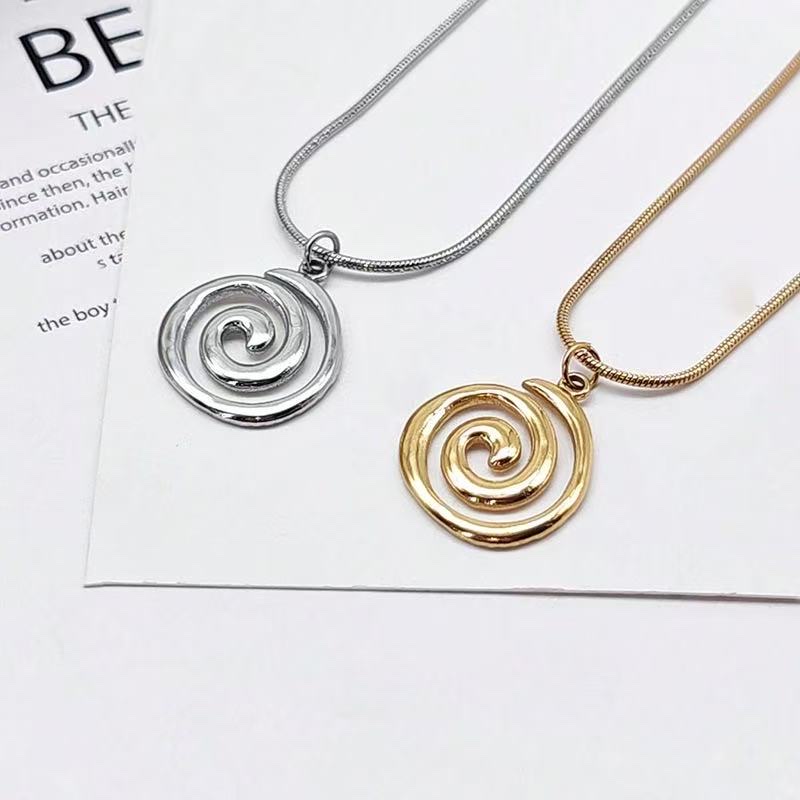 不锈钢珍珠水钻瓜链项链女时尚百搭首饰潮流简约款长款项链饰品白底实物图