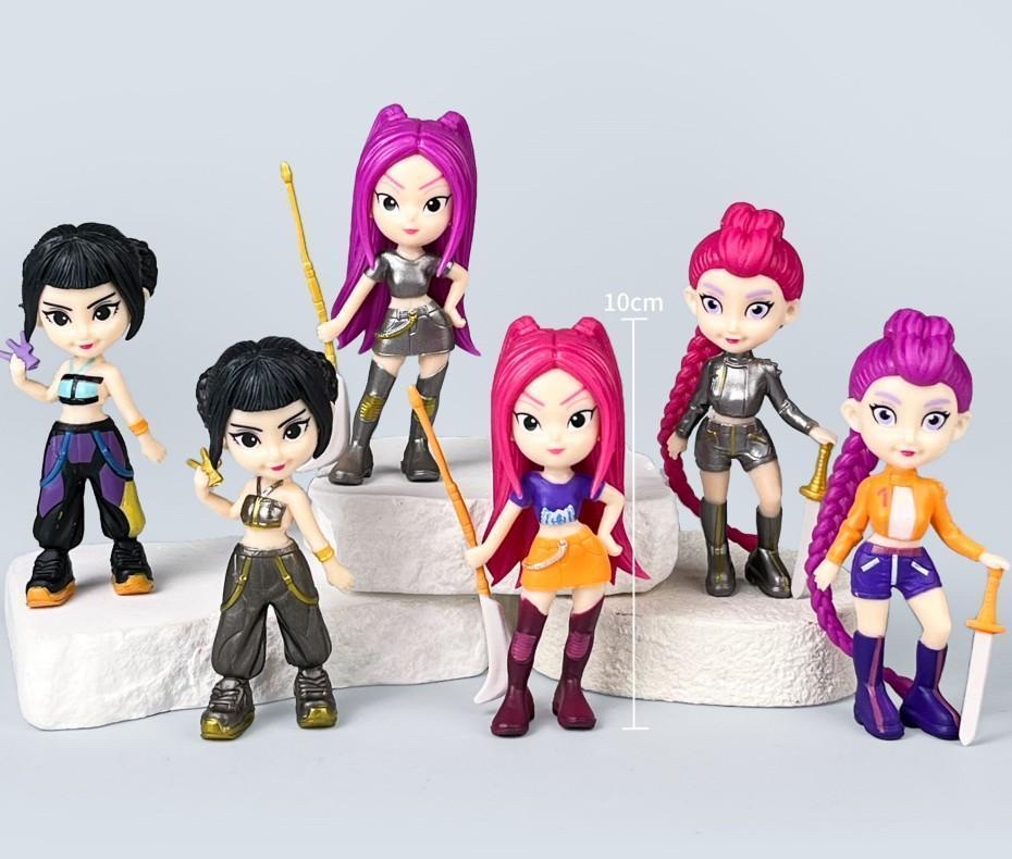 跨境爆款猎魔女团KPOP潮流手办动漫摆件潮玩模型收藏玩具创意礼品多款可选