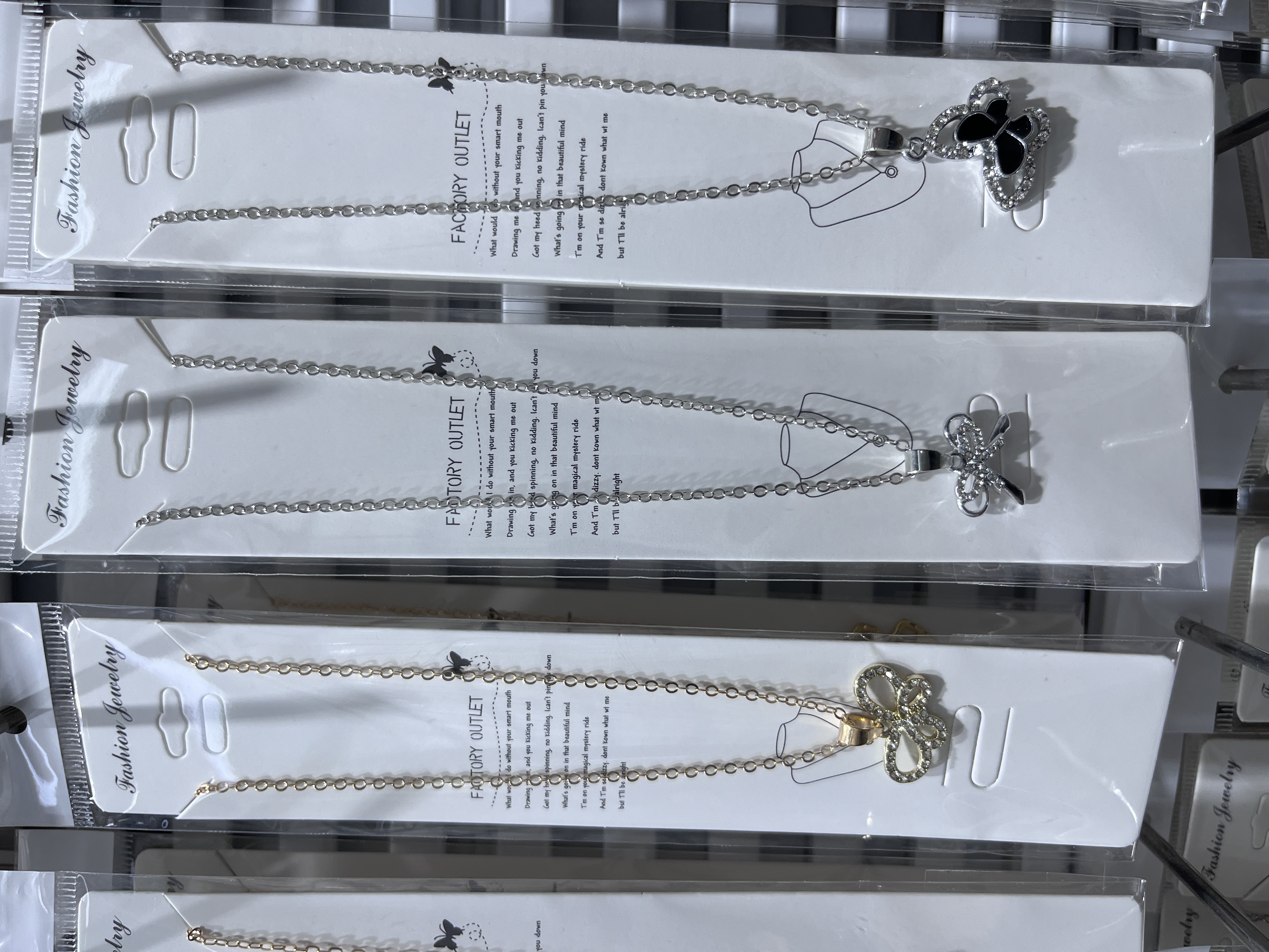 合金珍珠水钻瓜链项链时尚首饰女简约百搭潮流配饰项链首饰水钻瓜链项链