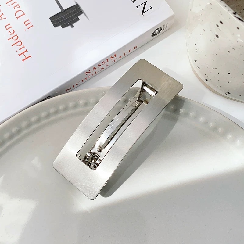 "Love Like Jasmine Jewelry Metal Hair clip, Internet celebrity 2025 New style, back head clip hair half-tie spring clip headwear, hair clip straight clip for women. detail image 3