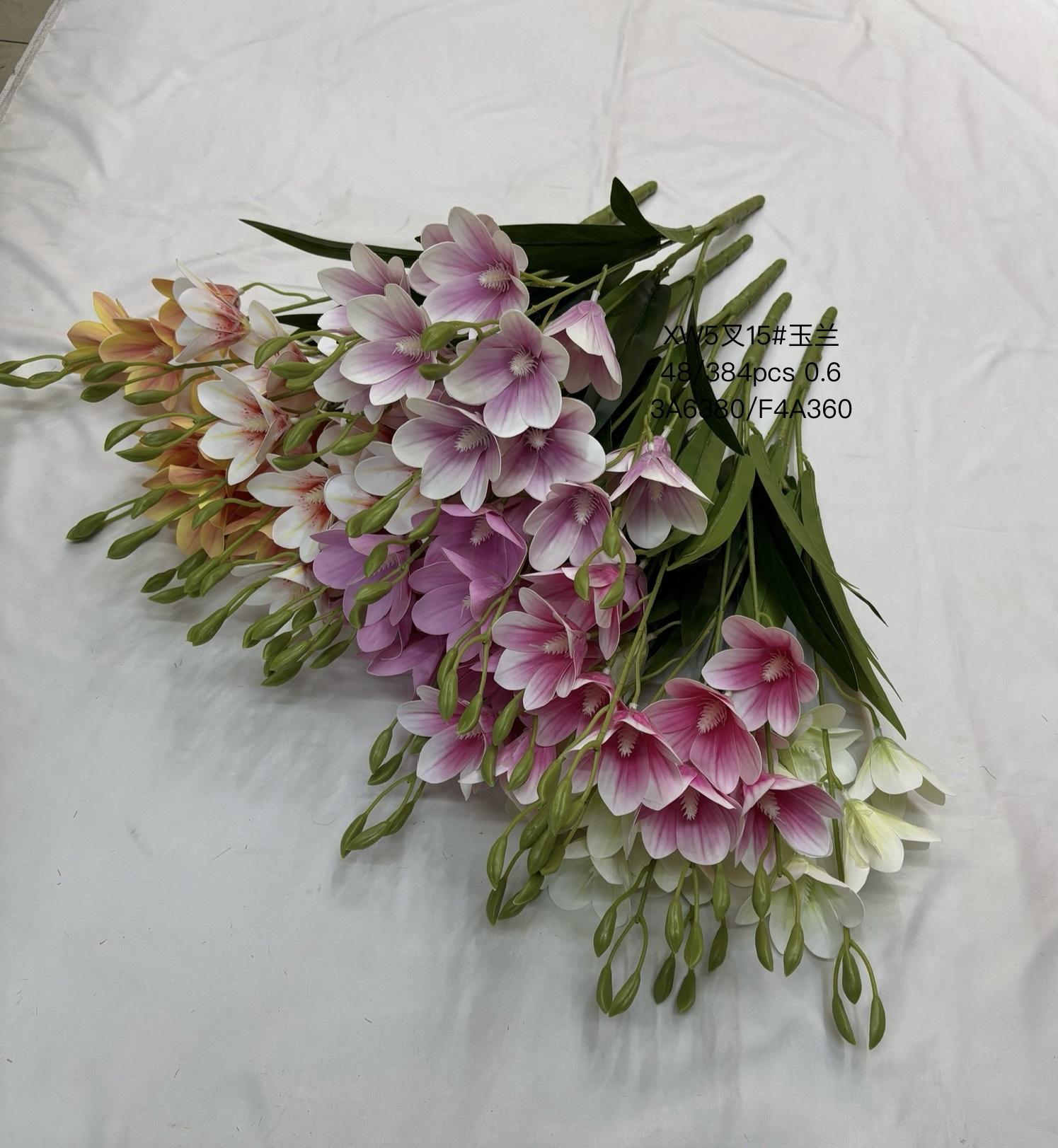 Simulated Cymbidium goeringii with leaves and fruits, indoor home artificial flowers, photography props, wedding artificial flowers, decorative plants, vases, flower arrangements, no need for water, no maintenance, long-lasting and unstylish artificial flowers and artificial plants detail image 3