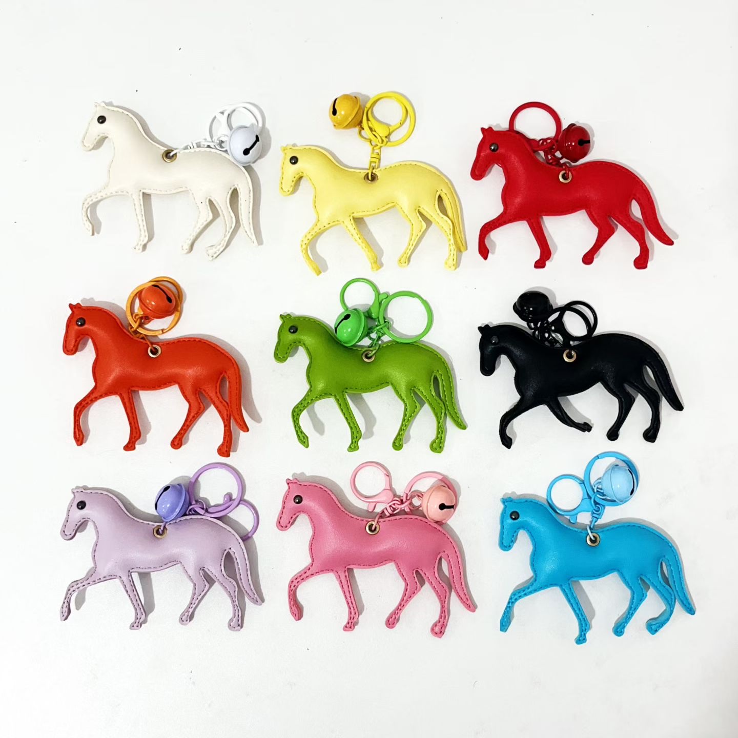 PU小狗钥匙扣，PU小鹿钥匙扣，PU小马钥匙扣，包包小挂件白底实物图