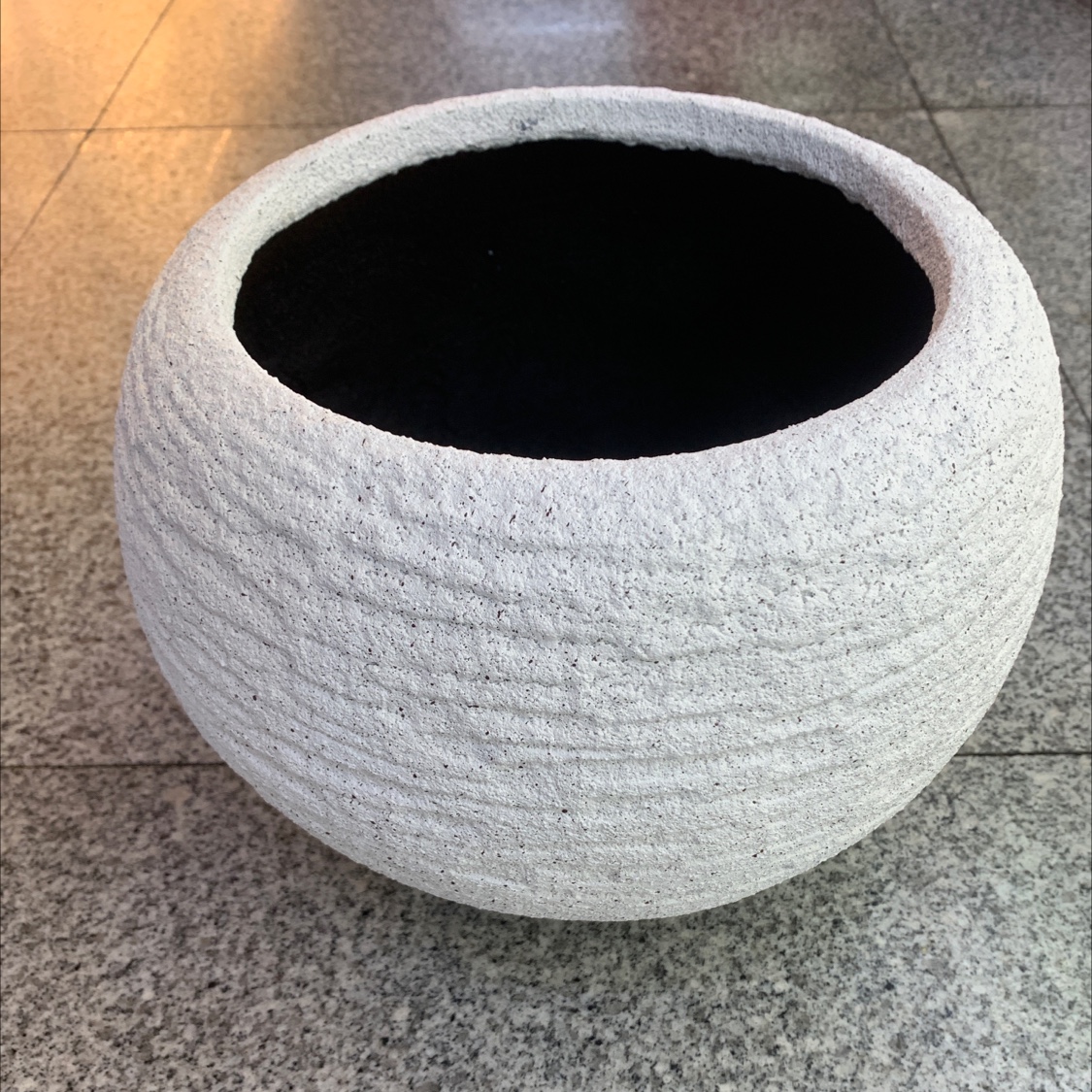 White simple and elegant hydroponic Vase, wooden stand, ceramic vase, creative decoration Vase home furnishings