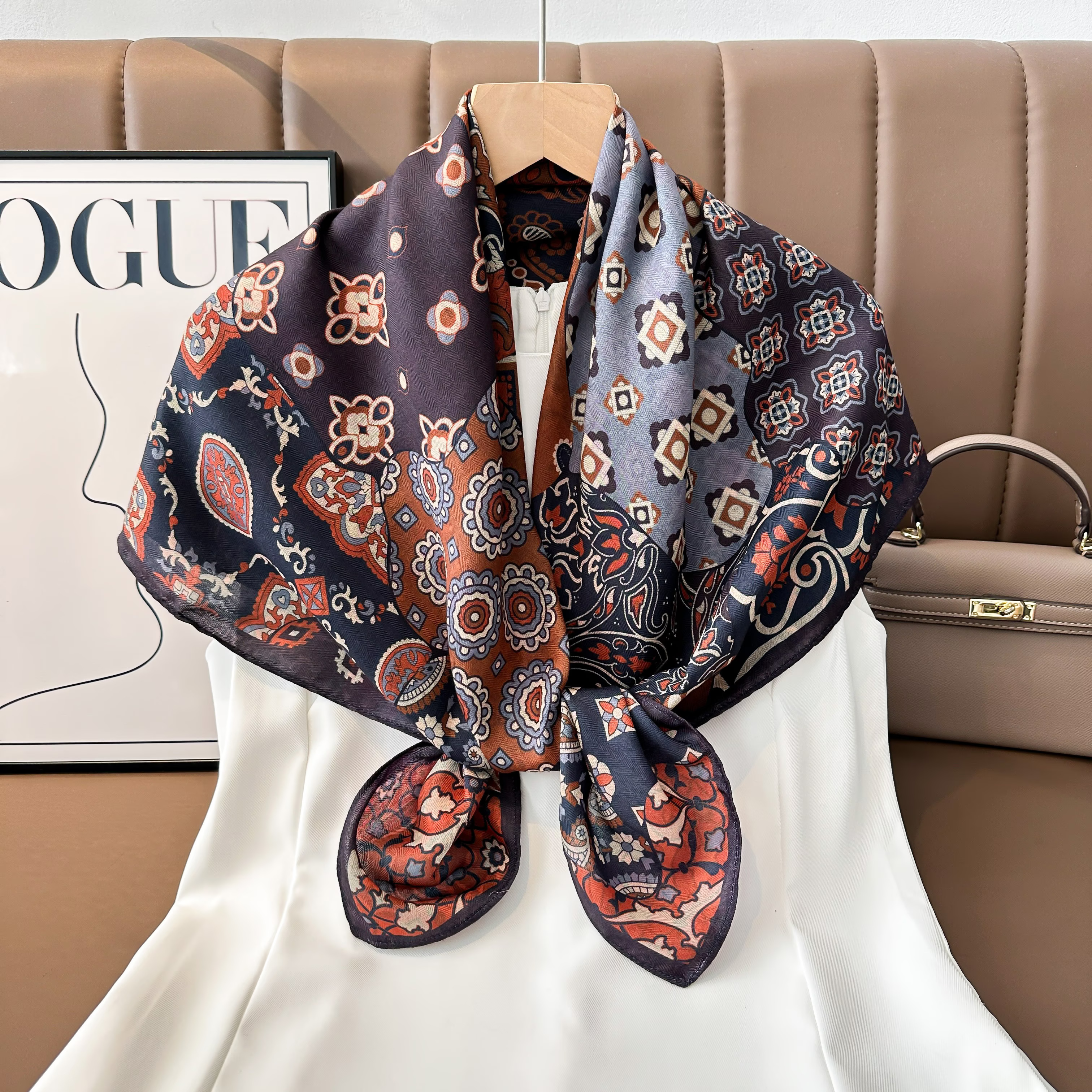 新款方巾女深色双面百搭时尚印花油画丝巾时尚披肩高级春夏秋冬潮流配饰