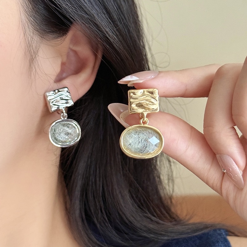 Retro Pleated Texture Square Earrings, Fashionable Commuting Transparent Earrings details Picture