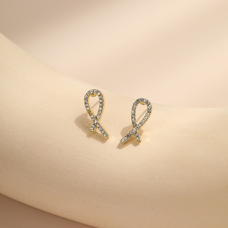 High-End Light Luxury Stud Earrings, Cross-Geometric Full-Diamond Earrings, French-Style Fashionable Earrings, Mosquito-Repellent Incense Plate Ear Clips, No Ear Holes Specification drawing