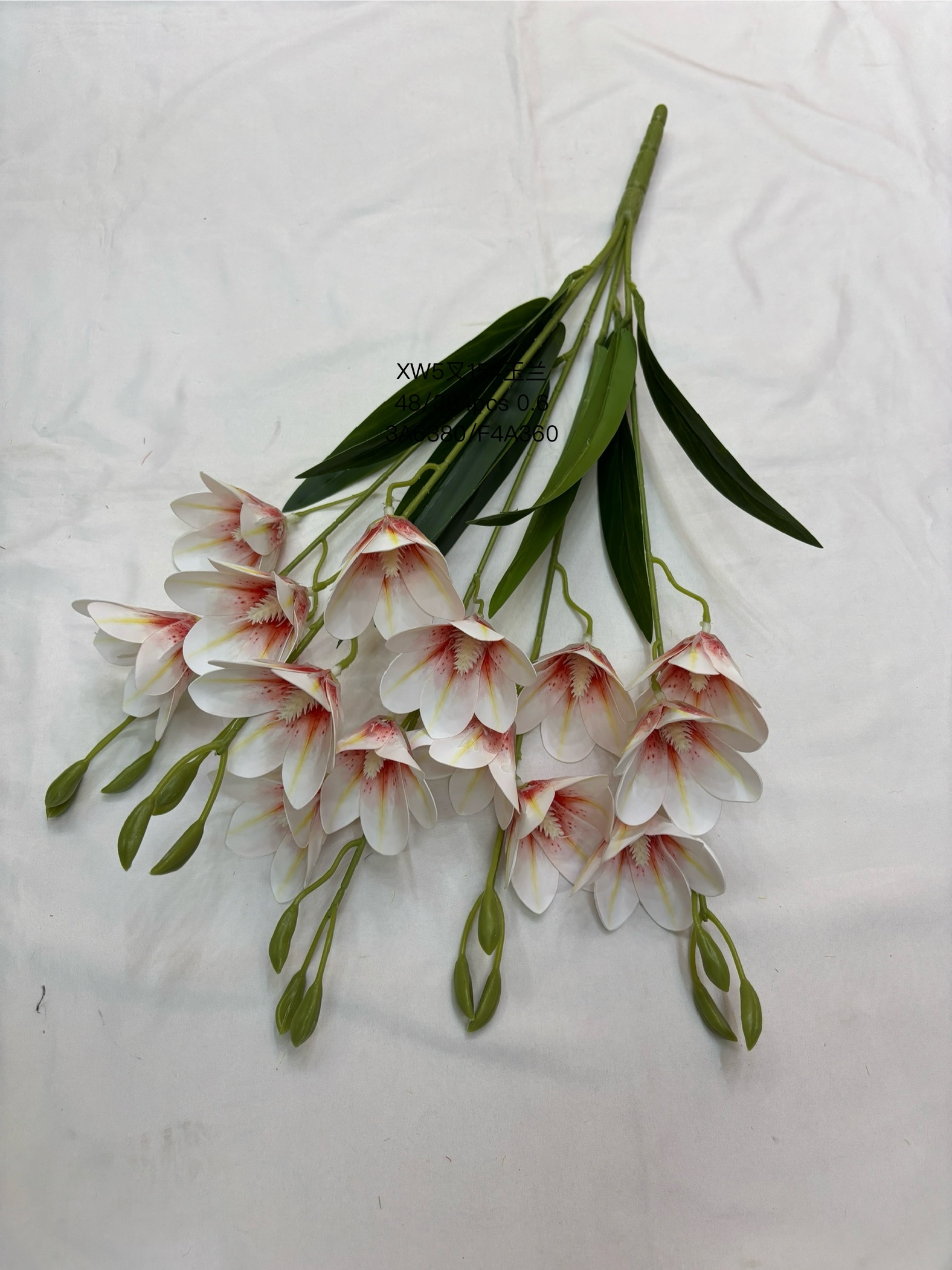 Simulated Cymbidium goeringii with leaves and fruits, indoor home artificial flowers, photography props, wedding artificial flowers, decorative plants, vases, flower arrangements, no need for water, no maintenance, long-lasting and unstylish artificial flowers and artificial plants detail image 6