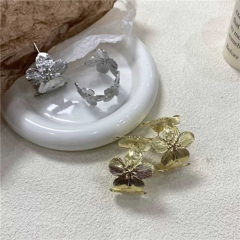 欧美小众夸张时尚金属风耳环复古宽版花朵耳饰