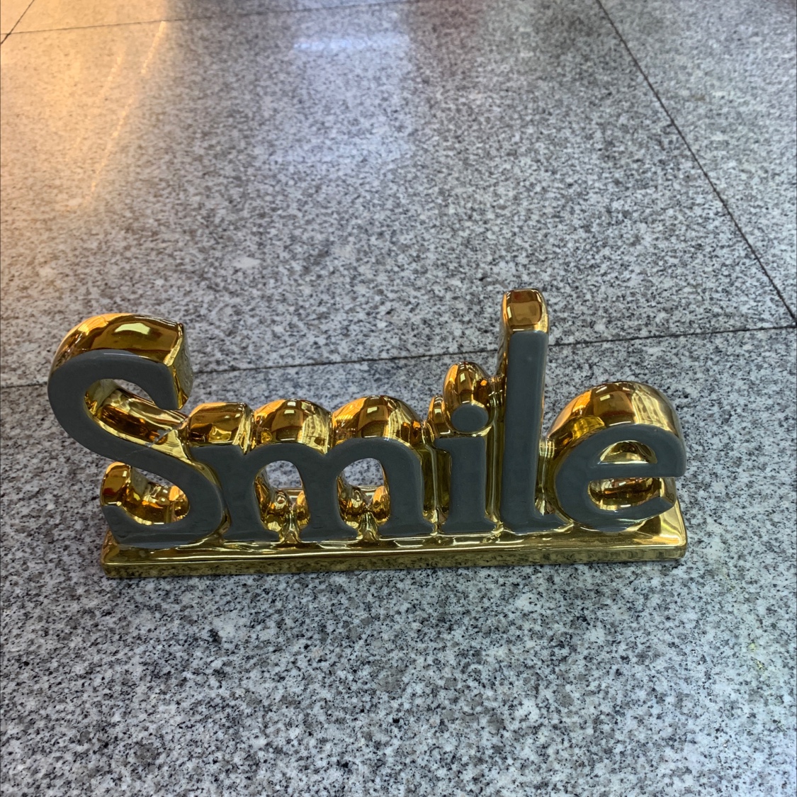 金色中东陶瓷摆件花瓶玻璃花瓶木架装饰品创意家居摆设微笑smile白底实物图