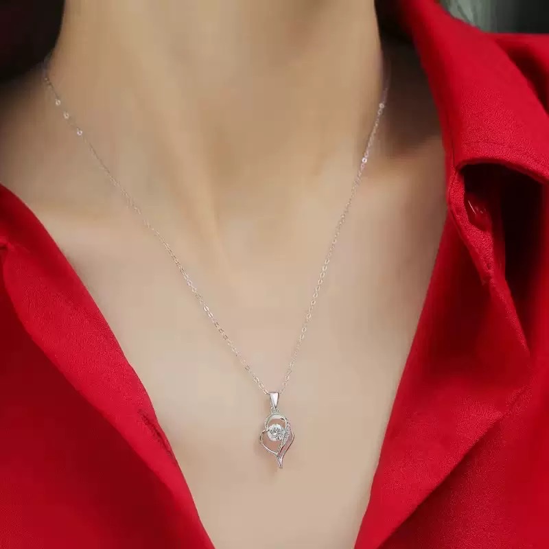 S925 Silver Heart-Shaped Necklace For Women, Simple And Individual European And American Style, Versatile Short Heart-Shaped Pendant Collarbone Chain details Picture