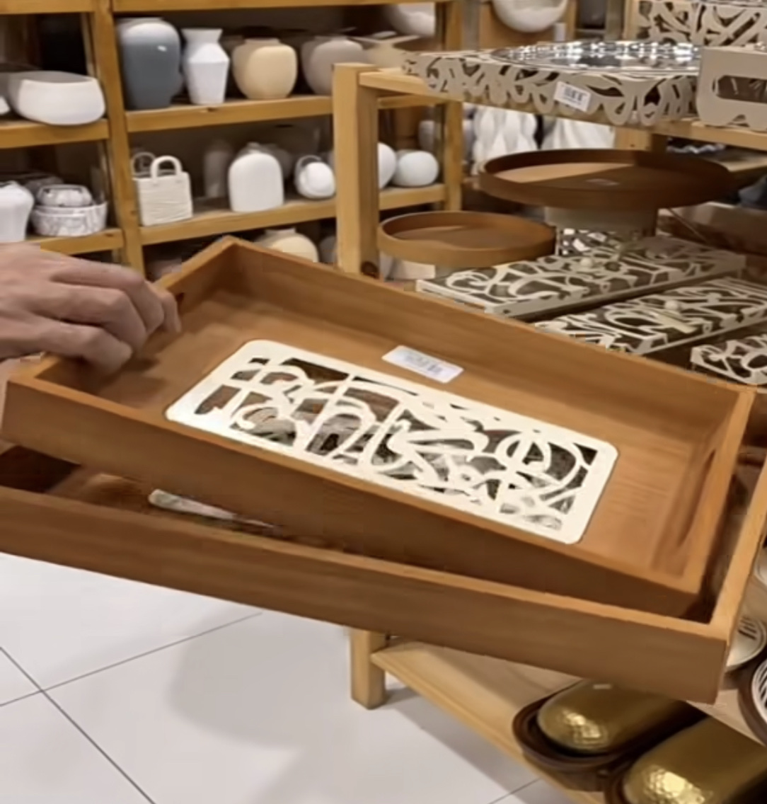 欧式玻璃果盘亚克力干果盘民族风印花马口铁水晶轻奢果盘家居摆件亚克力干果盘欧式轻奢水晶果盘