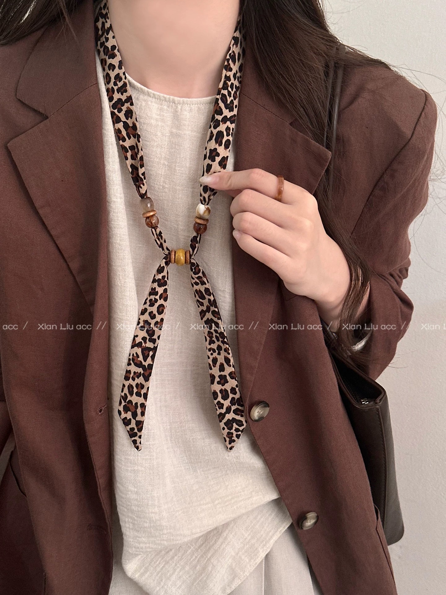 Retro cashew flower beaded silk scarf necklace for women, unique and niche design, adjustable sweater chain, atmosphere accessory, women's cold style silk scarf sweater chain, versatile necklace detail image 3