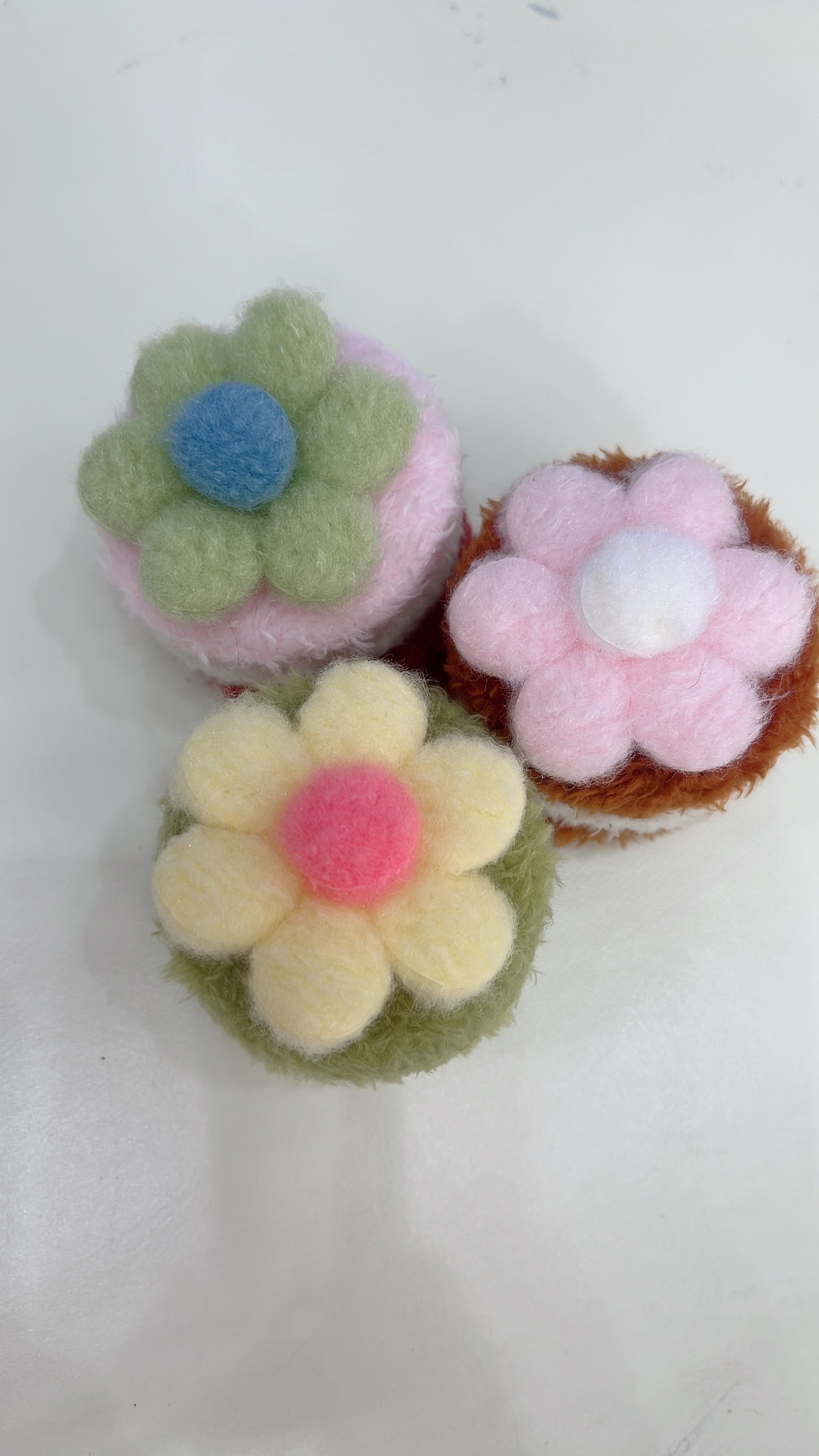 Cute flower desserts, afternoon tea, faux plush cake, hair clips, girlish heart, versatile ins style hair accessories, hanging decorations, macaron hair accessories detail image 5