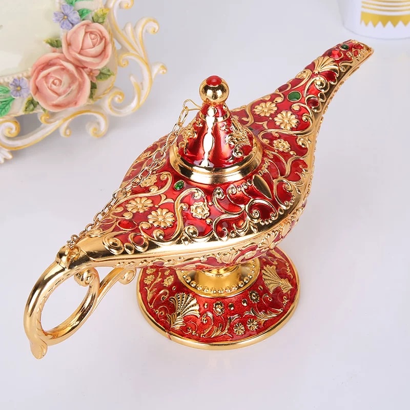 Aladdin's magic lamp tinware, retro European handicrafts, alloy creative, Russian wish lantern, home metal decorative items, handicrafts, gilding with resin coating, sturdy alloy made, elegant and romantic European style, purely hand-carved details Picture