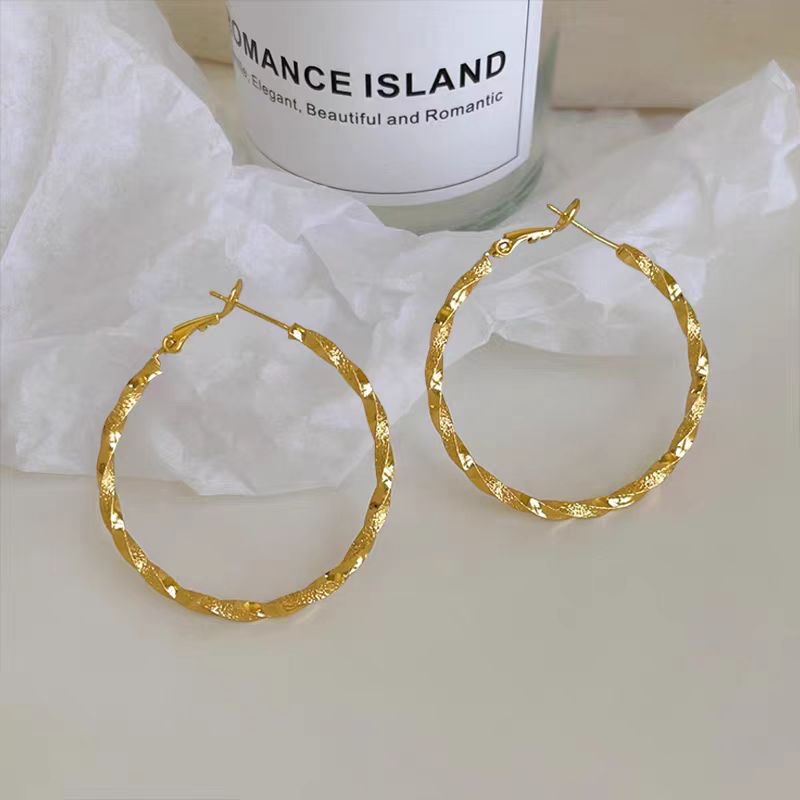 时尚烧焊耳圈耳环耳饰简约个性耳坠女气质百搭饰品配饰耳环