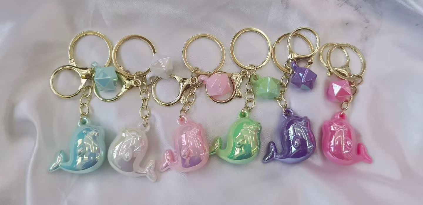 创意亚克力透明小海豚钥匙扣精致可爱汽车包包挂件情侣小礼品