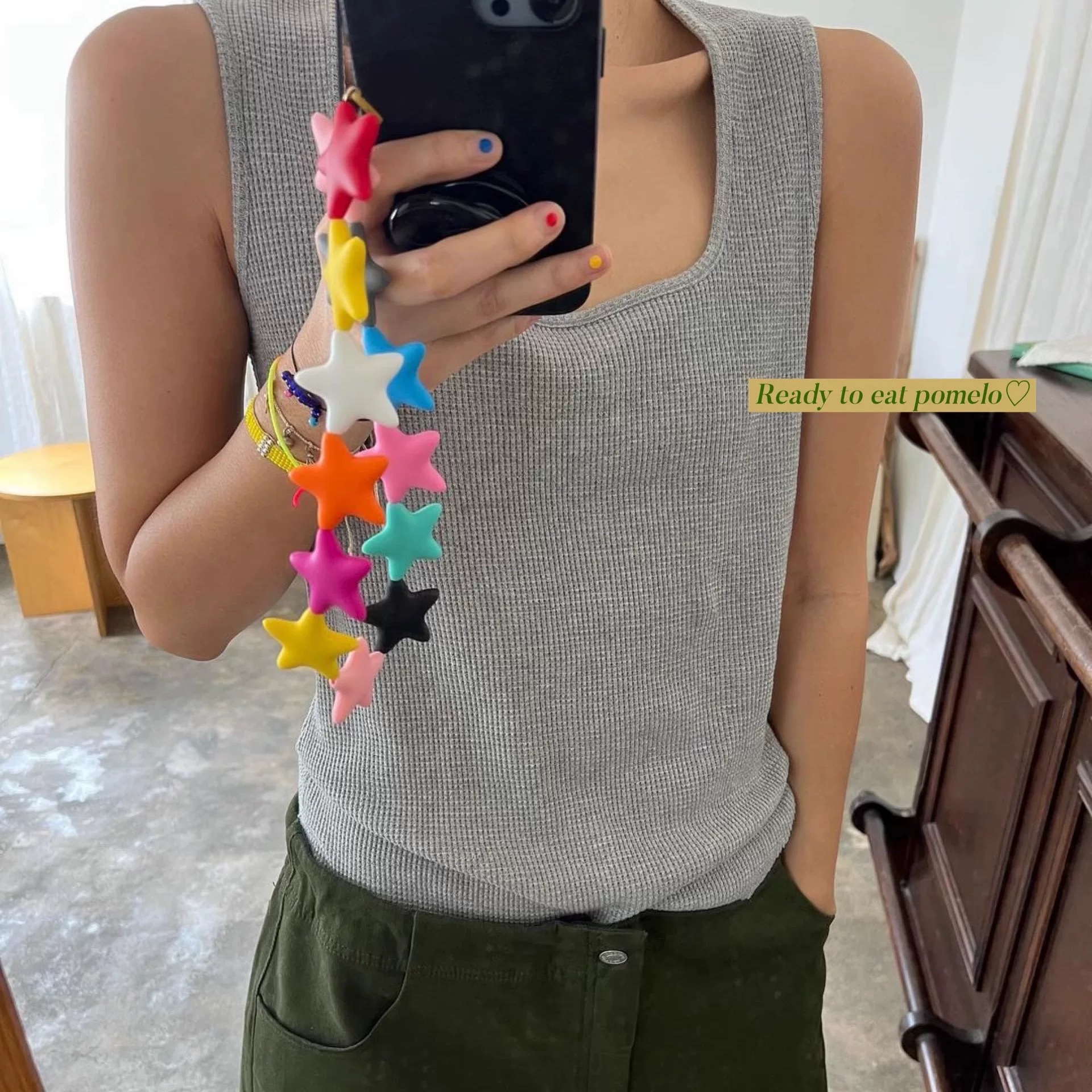 Dongdaemun accessories, mobile phone pendants, bag buckles, bag hangers, decorative chains, mobile phone chains, short and fashionable mobile phone chains for women detail image 17