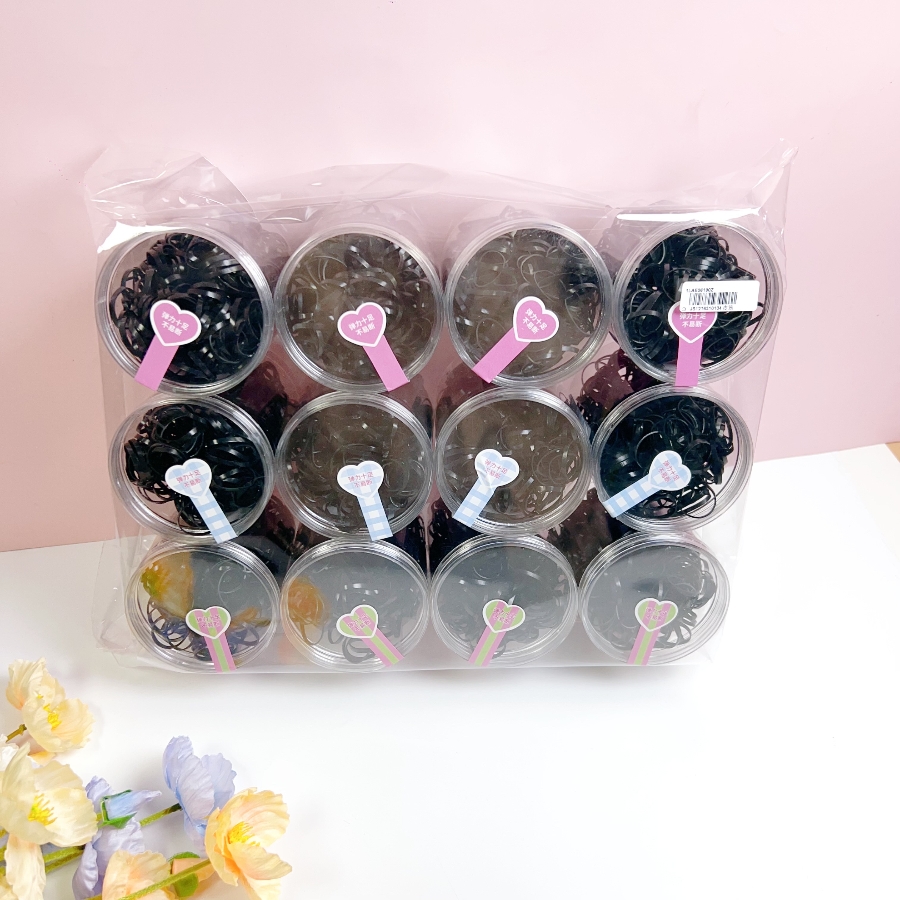 A rubber band that cannot be broken by regular strong pulling Application Scenario