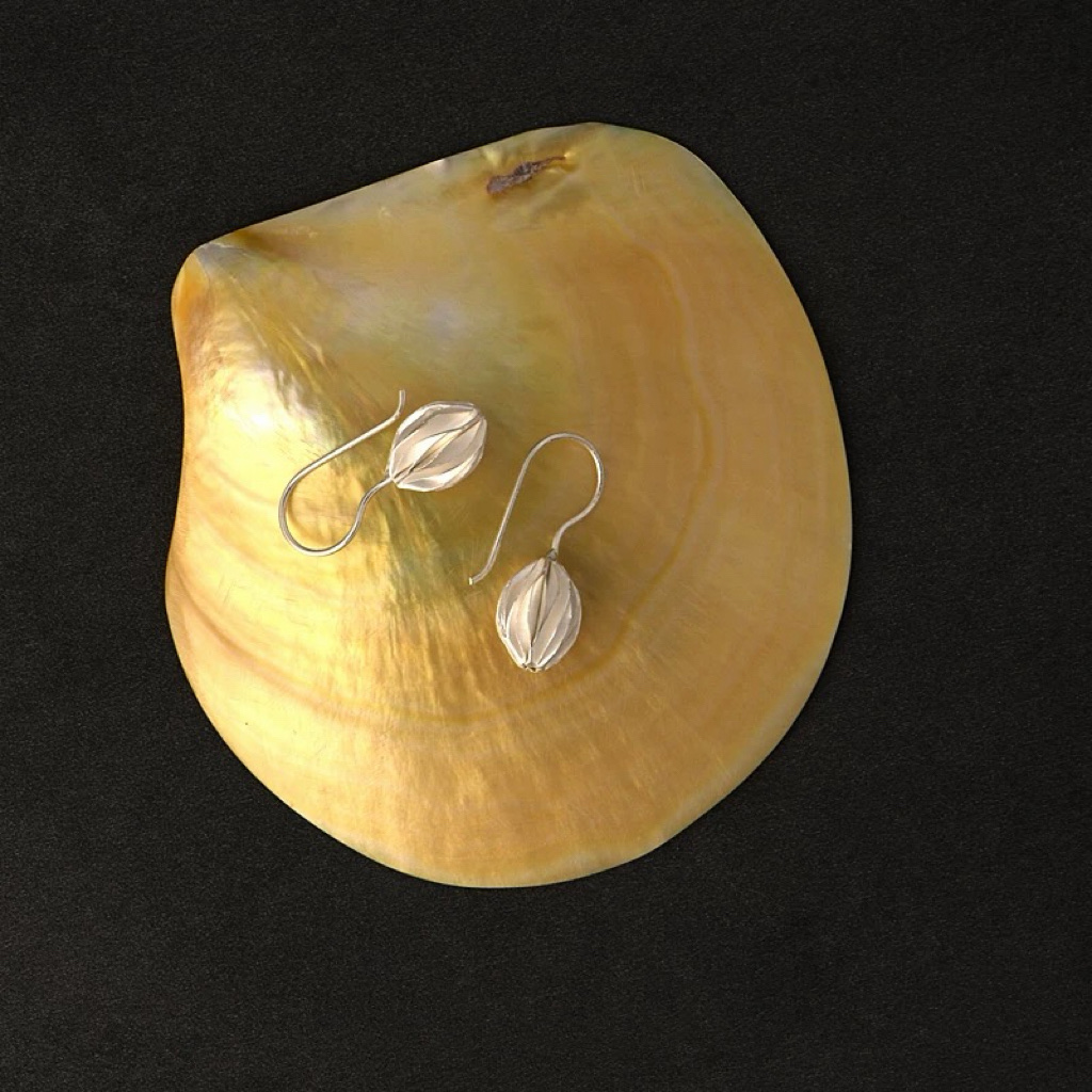 不锈钢珍珠水钻瓜链项链女简约时尚首饰百搭送礼品耳环耳钉耳饰细节图