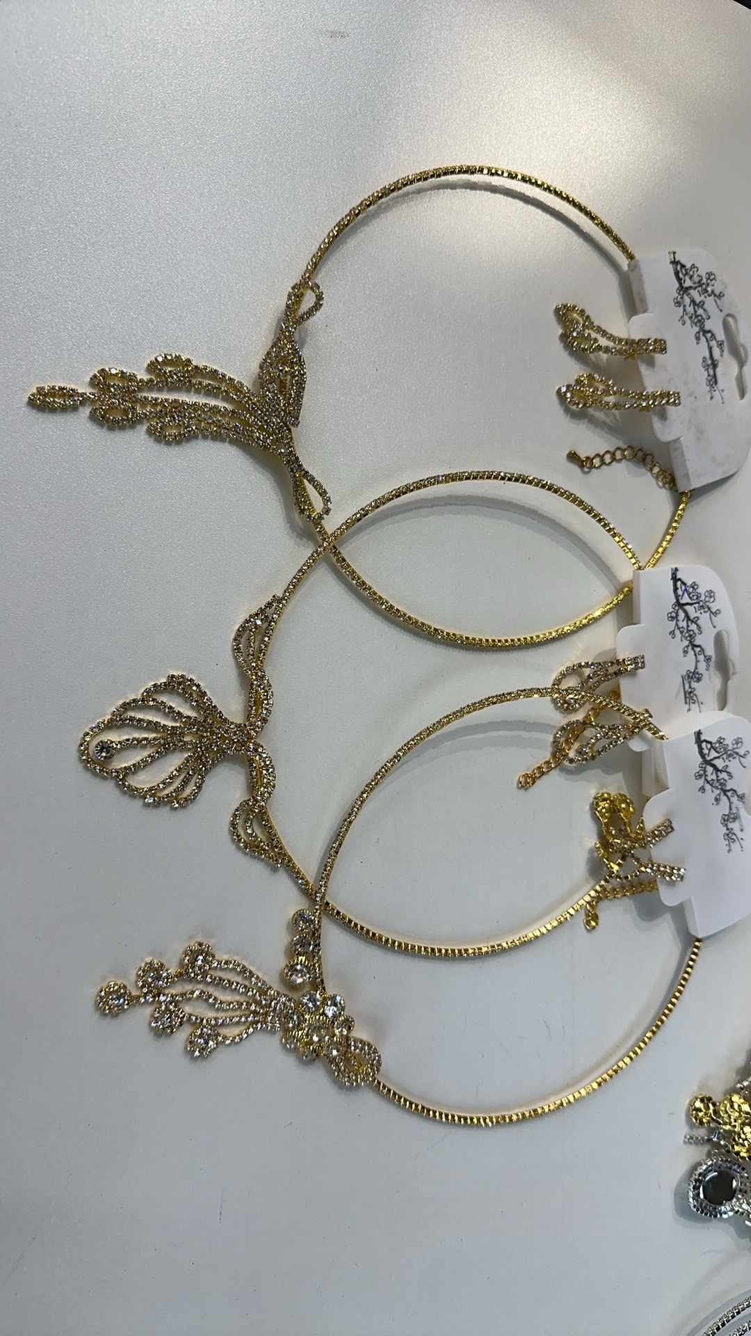 少数民族风格镶钻车轮造型女士短款伸缩拉绳项圈夜店服装潮流配饰项圈女士短款欧美项圈女士短款欧美